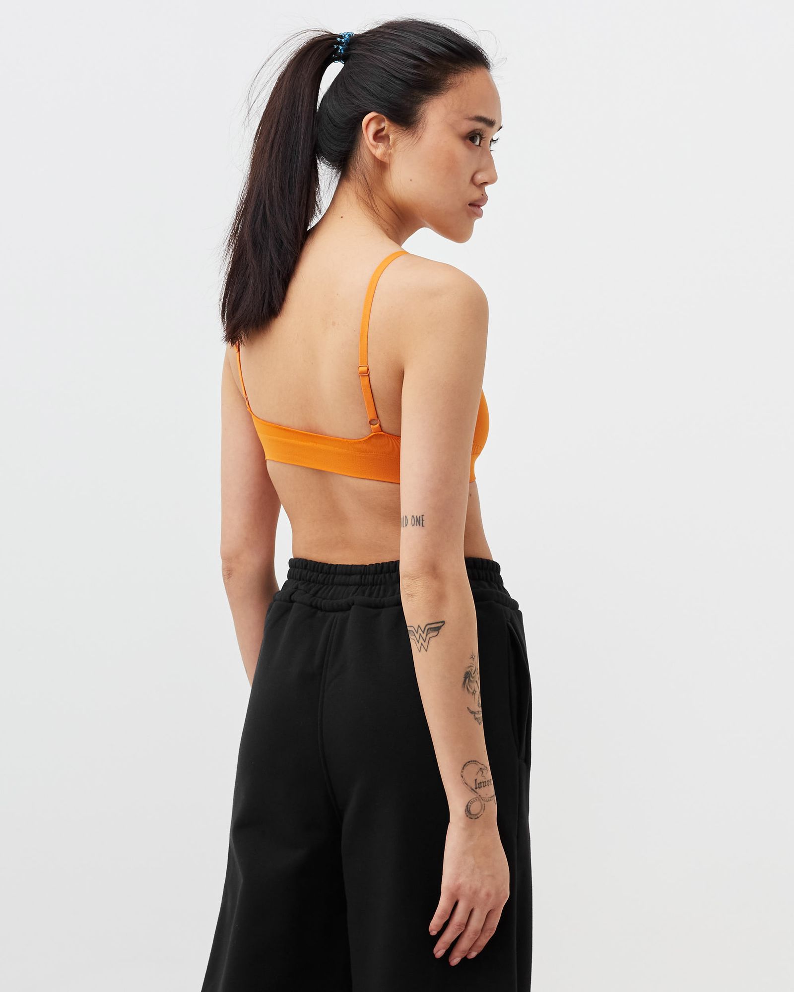 WMNS SEMI SHEER BRALETTE