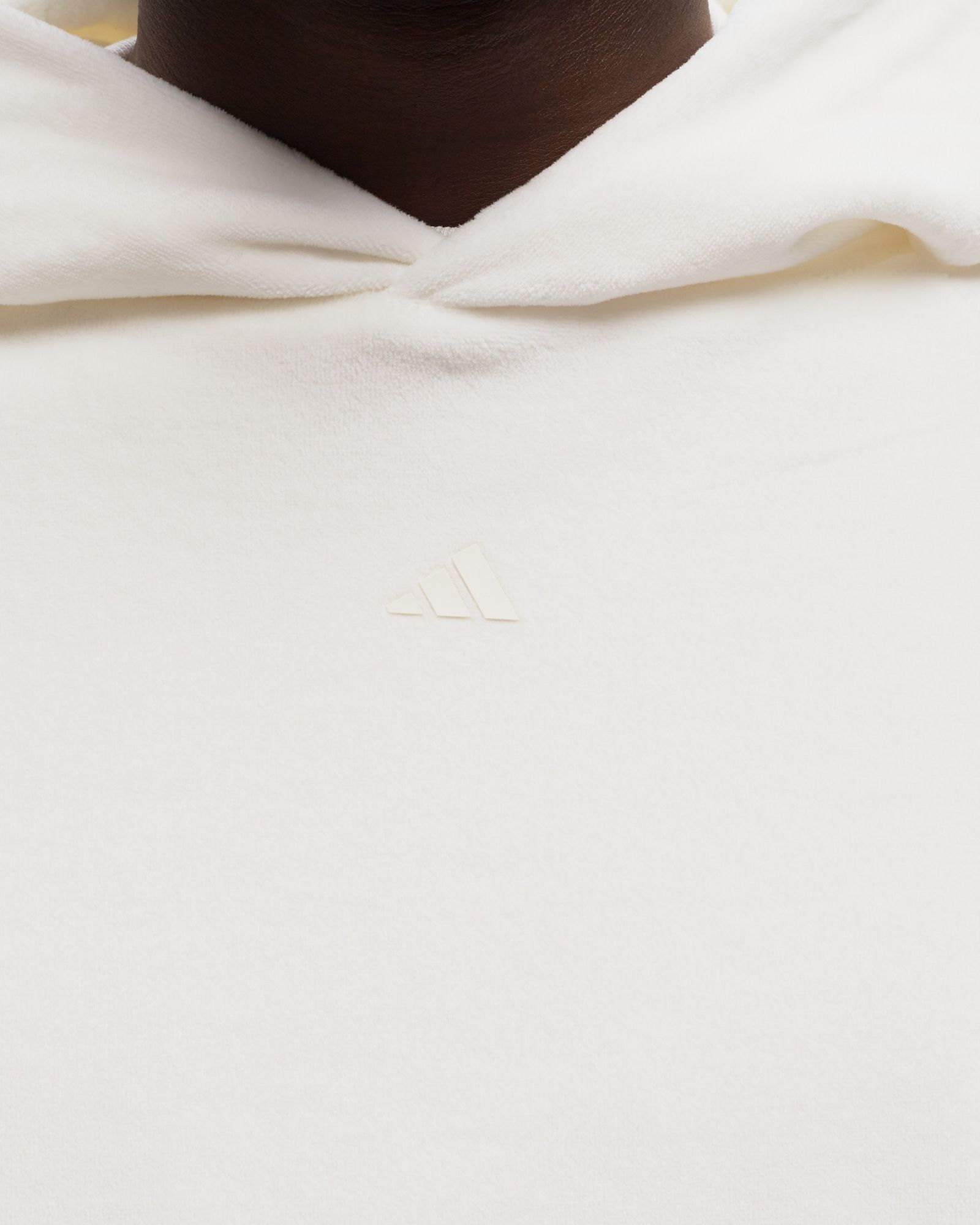 BASKETBALL VELOUR HOODIE