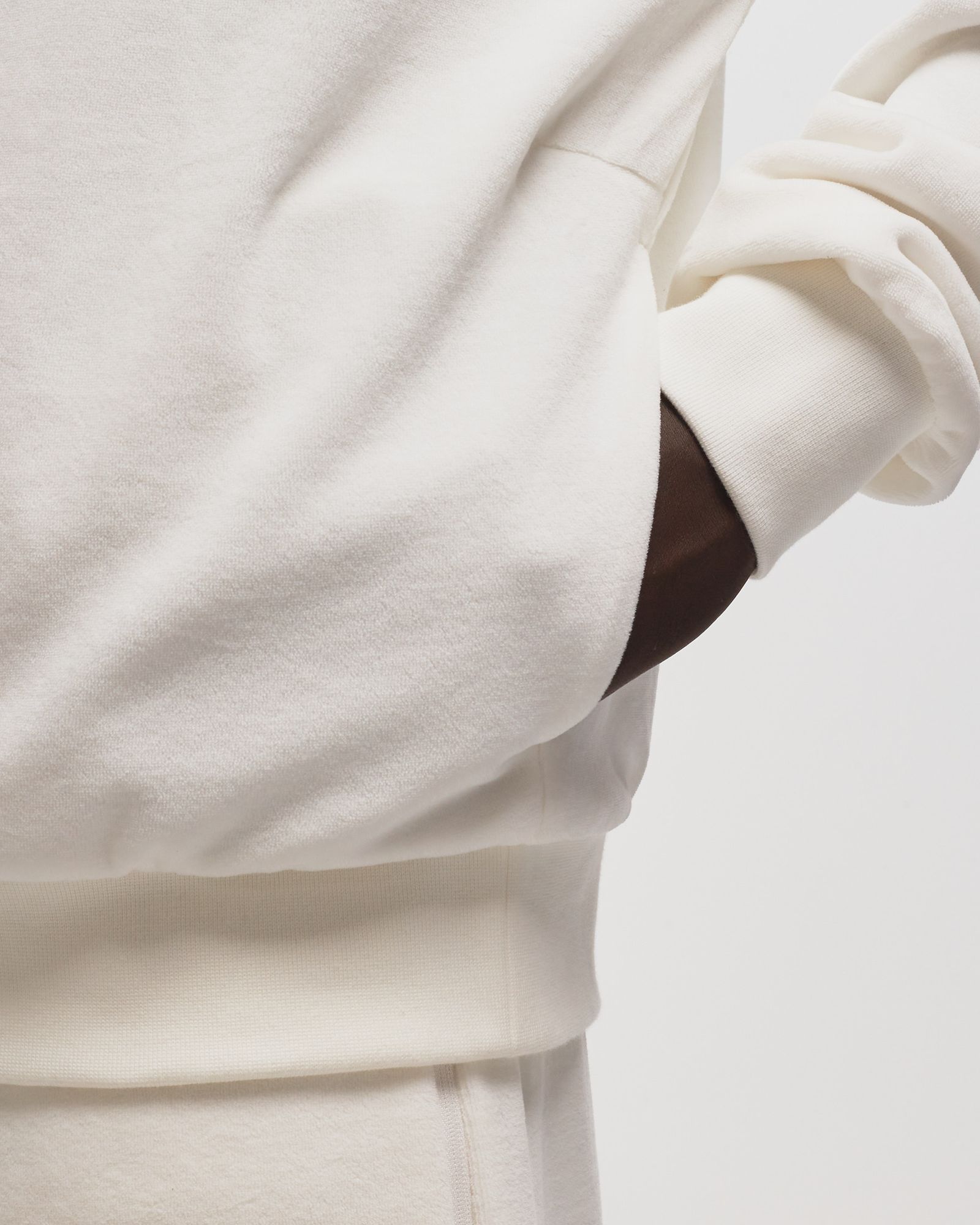 BASKETBALL VELOUR HOODIE