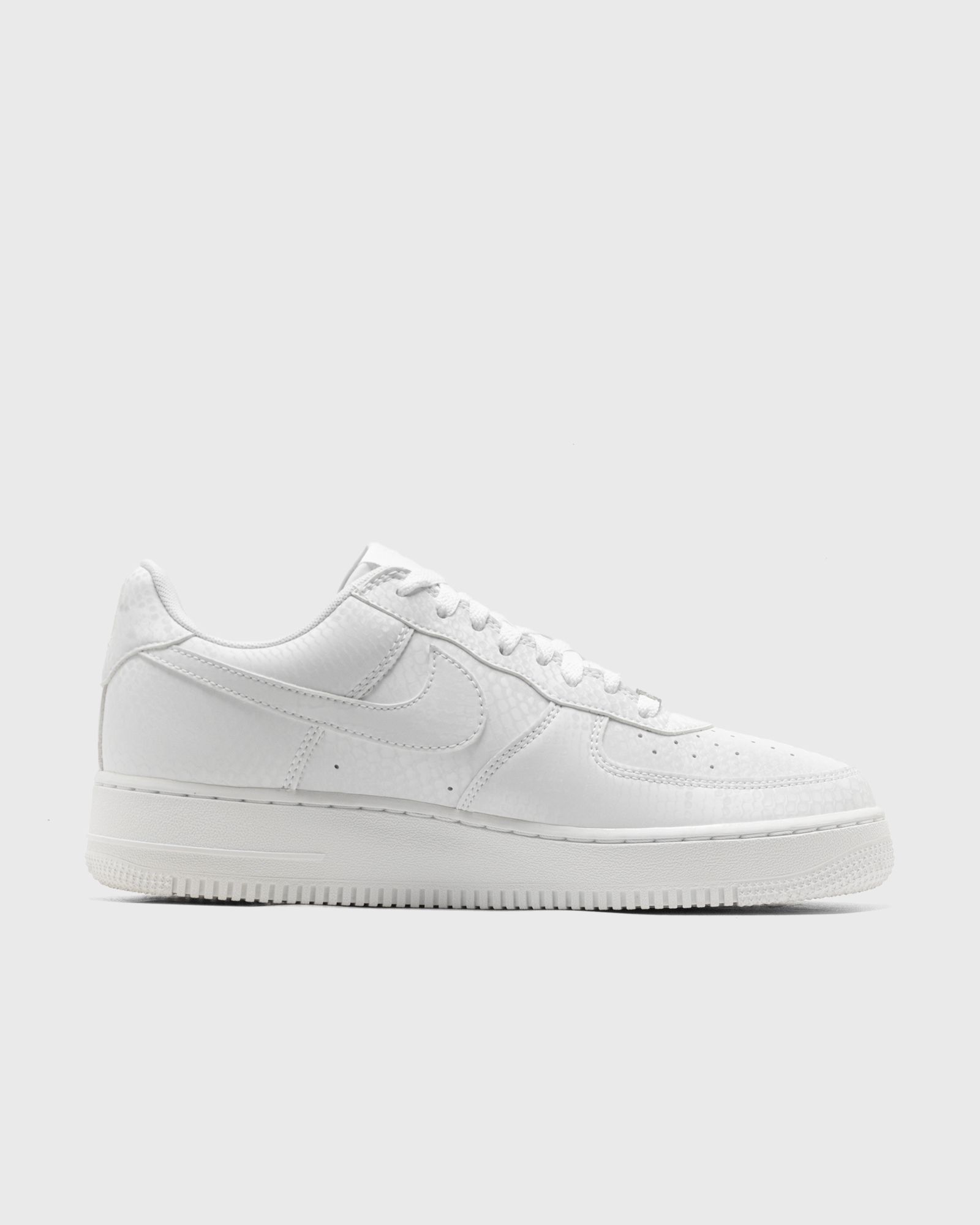 x Kobe Bryant Nike Air Force 1 Low "Forever White"
