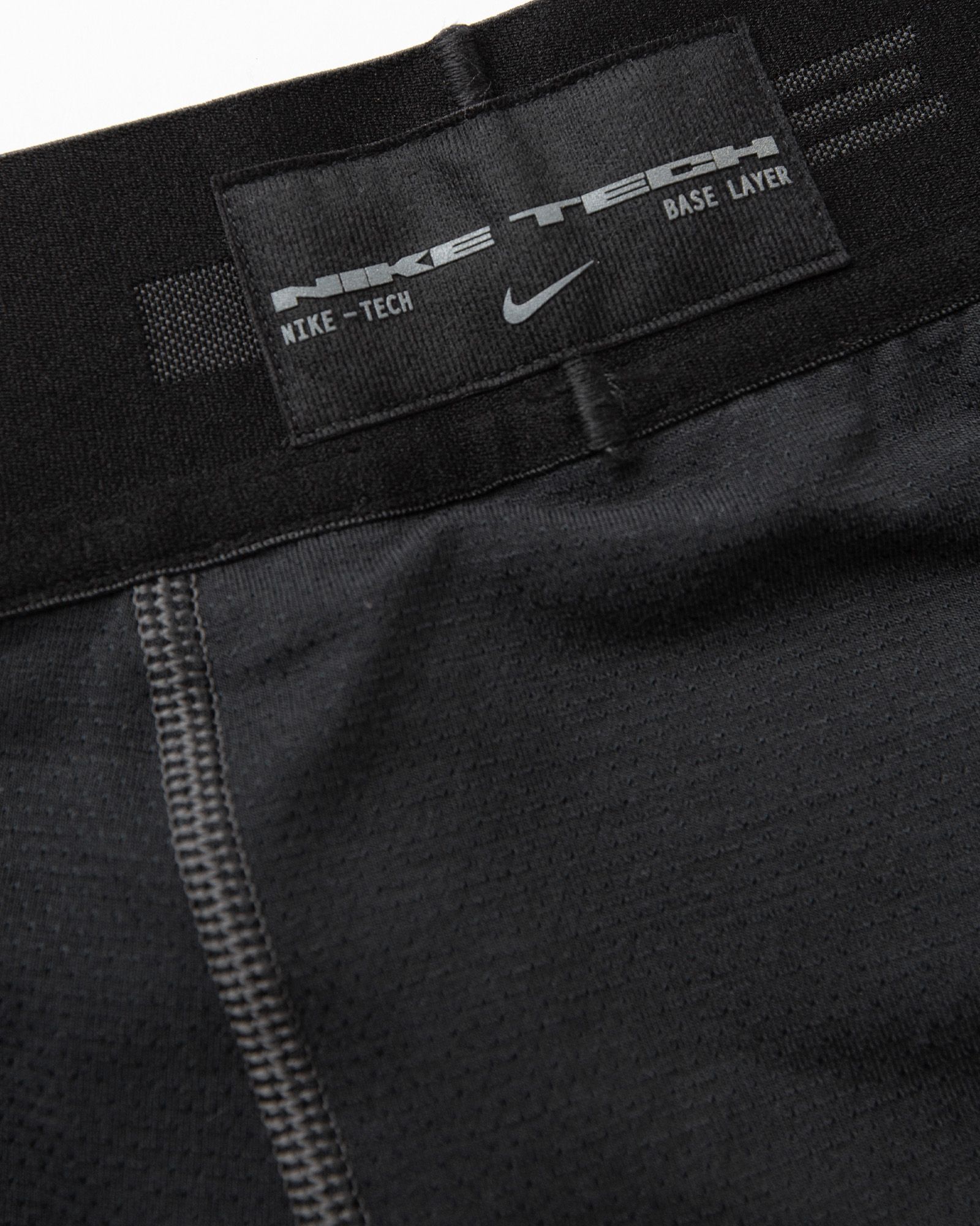 M NK TCH PRO SHORT LAYER