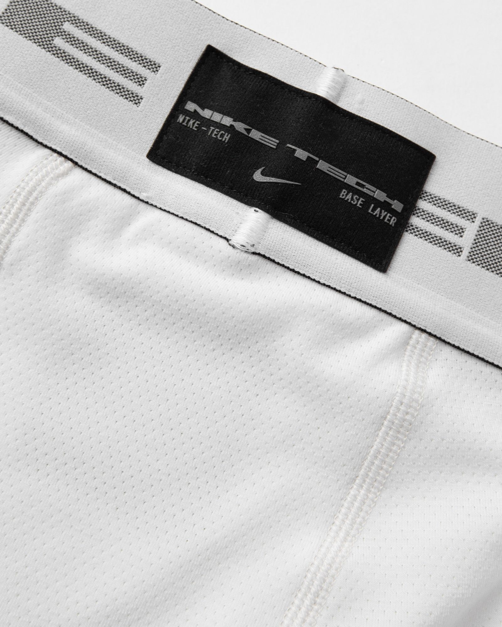 M NK TCH PRO SHORT LAYER