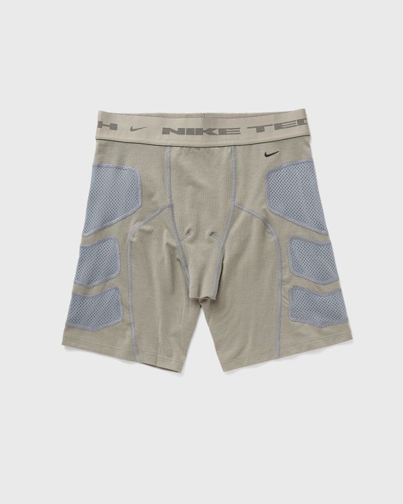 M NK TCH PRO SHORT LAYER