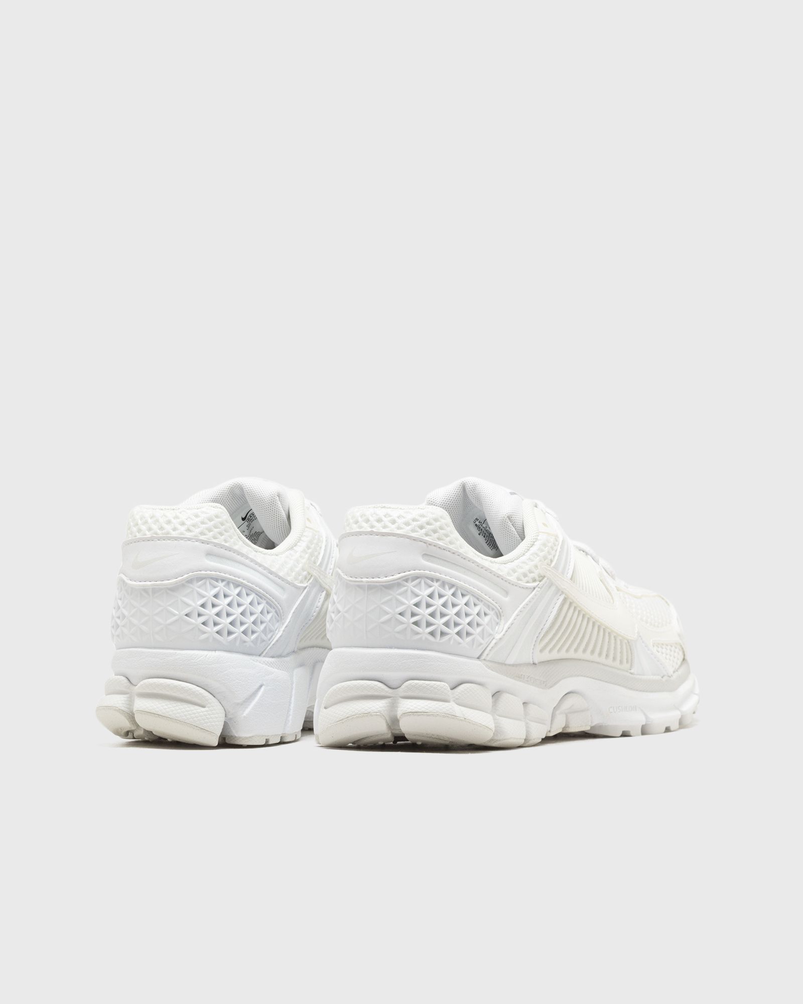 WMNS Zoom Vomero 5 SE