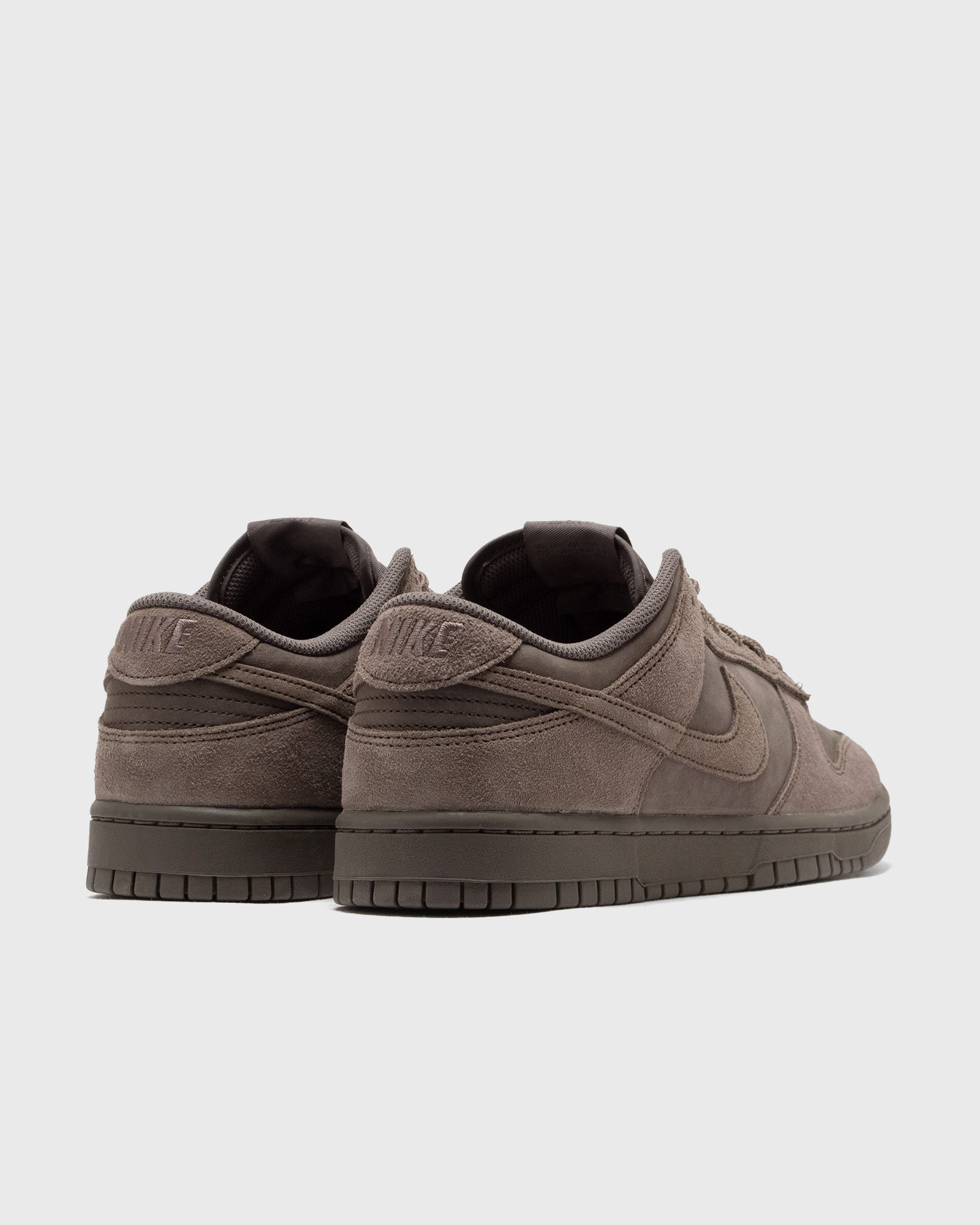 DUNK LOW RETRO SE
