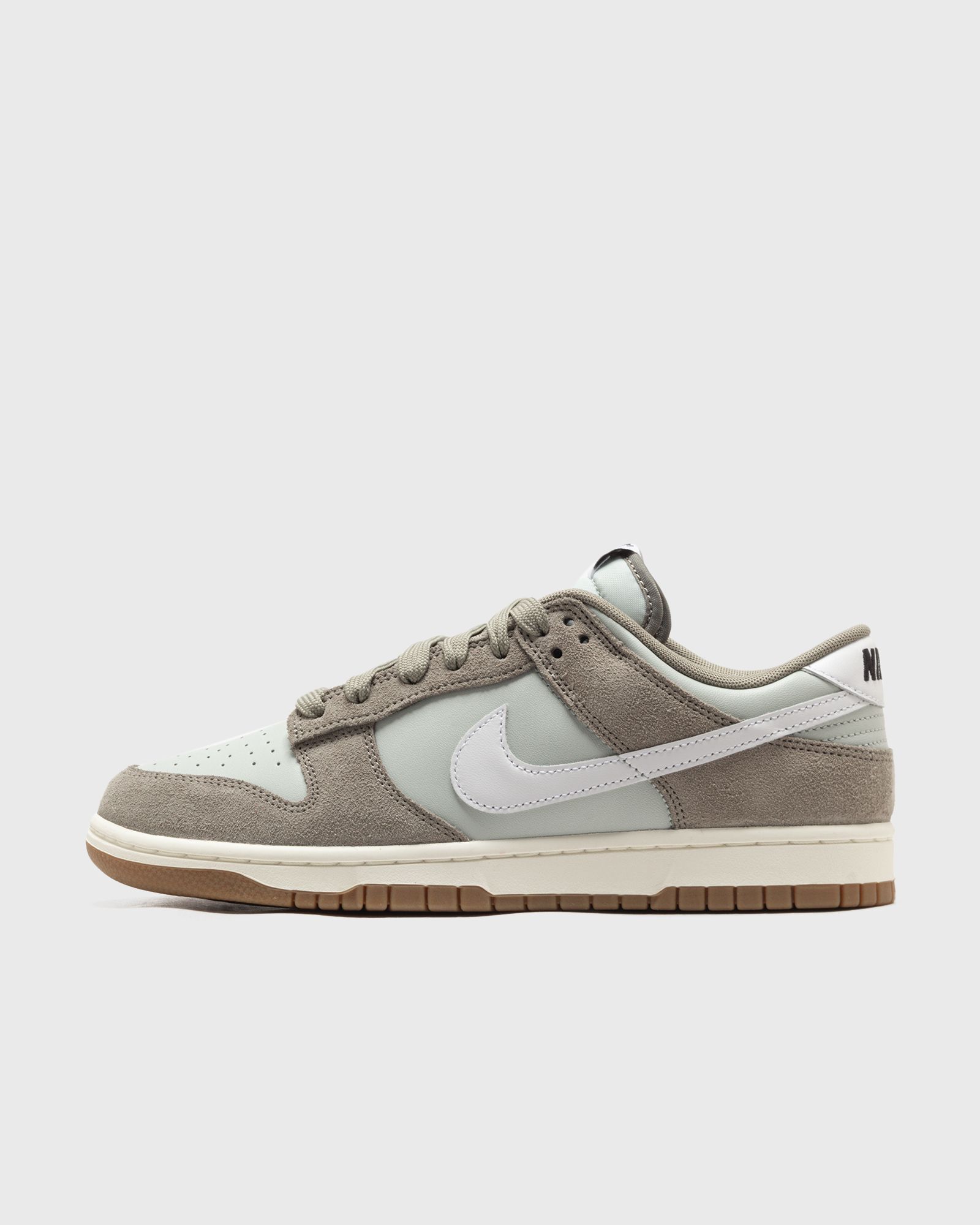 Dunk Low Retro SE