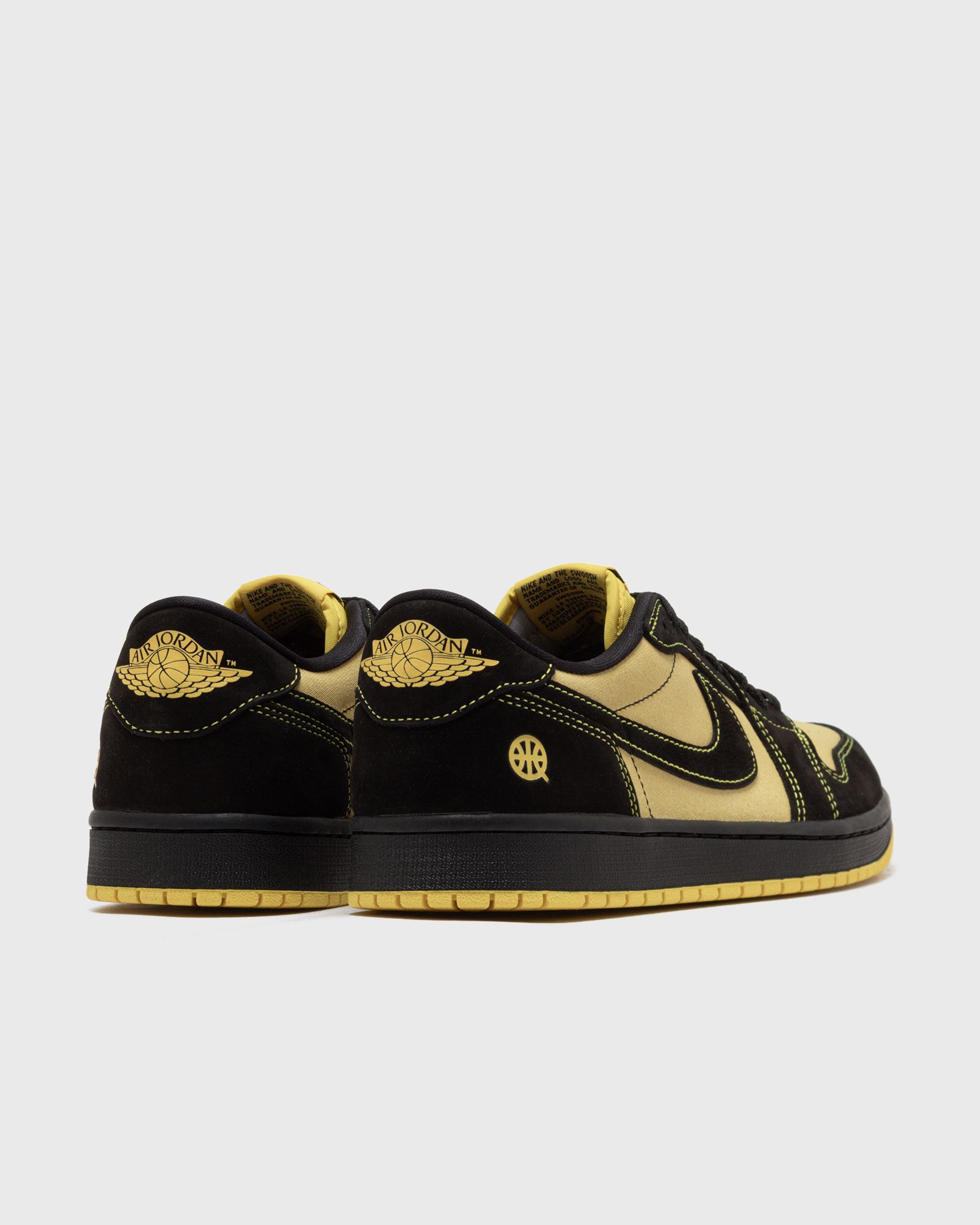 x Quai 54 AIR JORDAN 1 RETRO LOW OG Q54