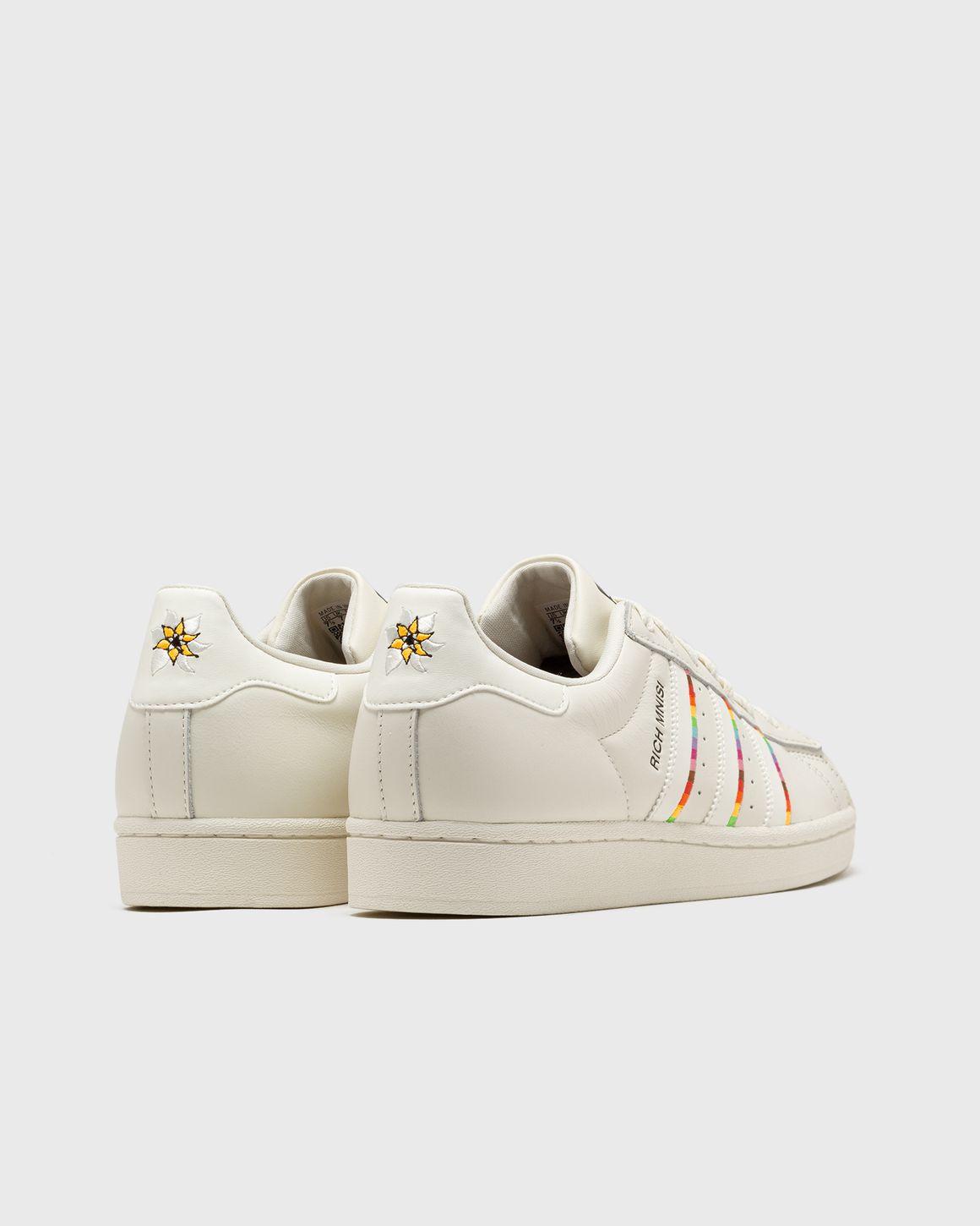 Superstar pride pack beige on sale