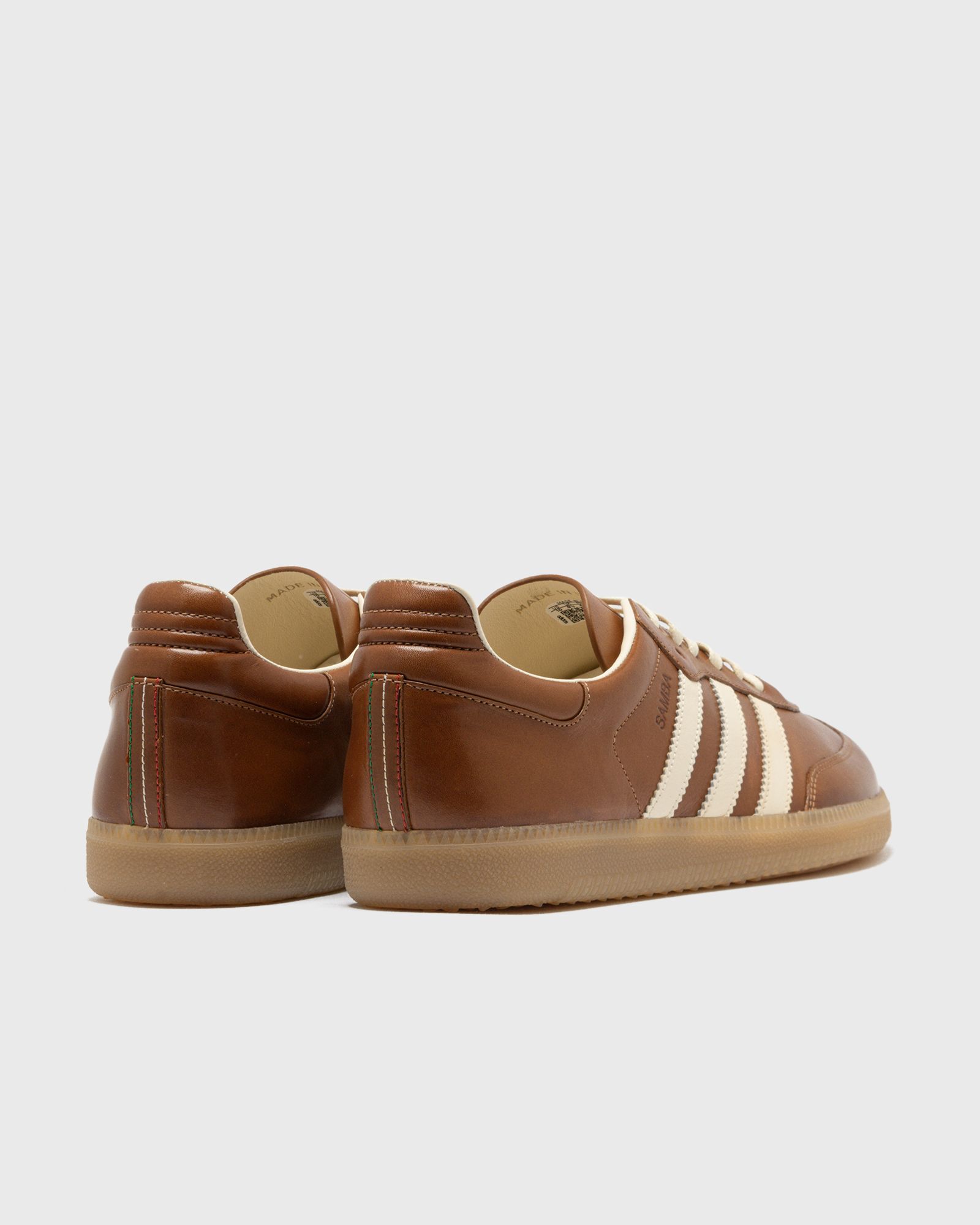 靴 adidas Originals Samba OG Made in Italy The Adidas Samba OG 'Made in Italy' might be the ritziest