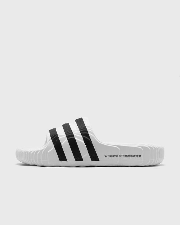 Adidas hotsell adilette white