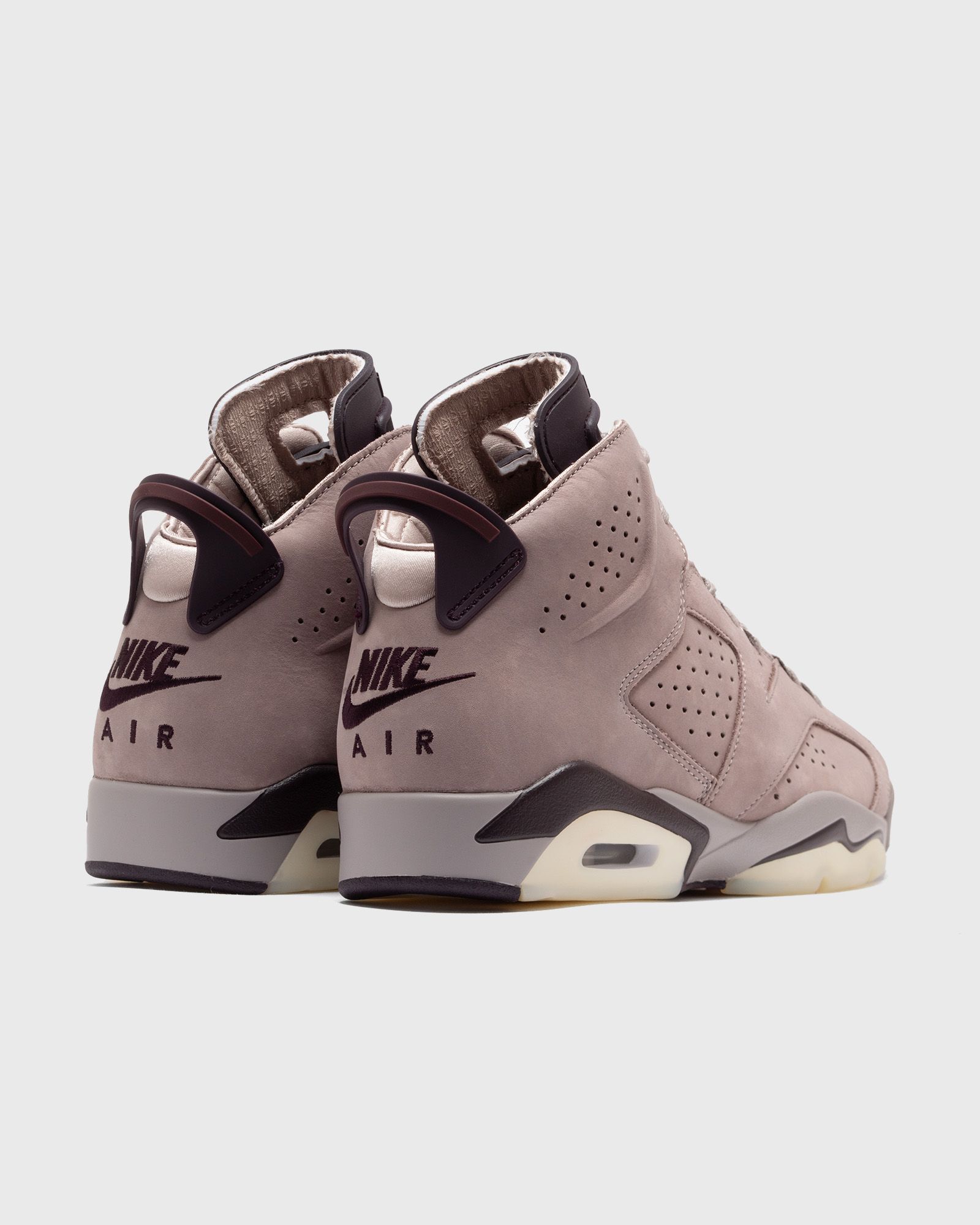 x A Ma Maniére AIR JORDAN 6 RETRO SP