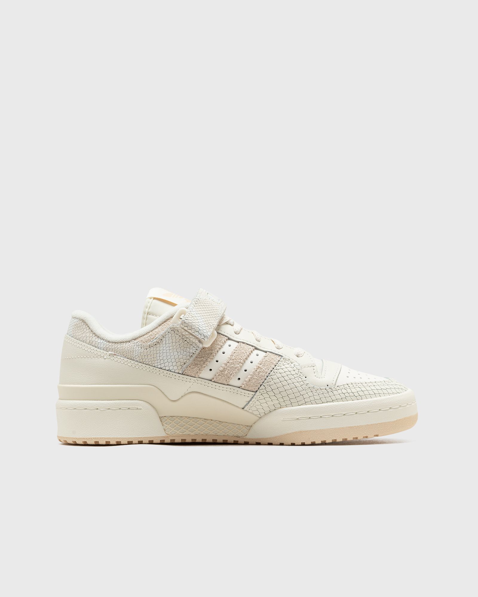WMNS FORUM 84 LOW