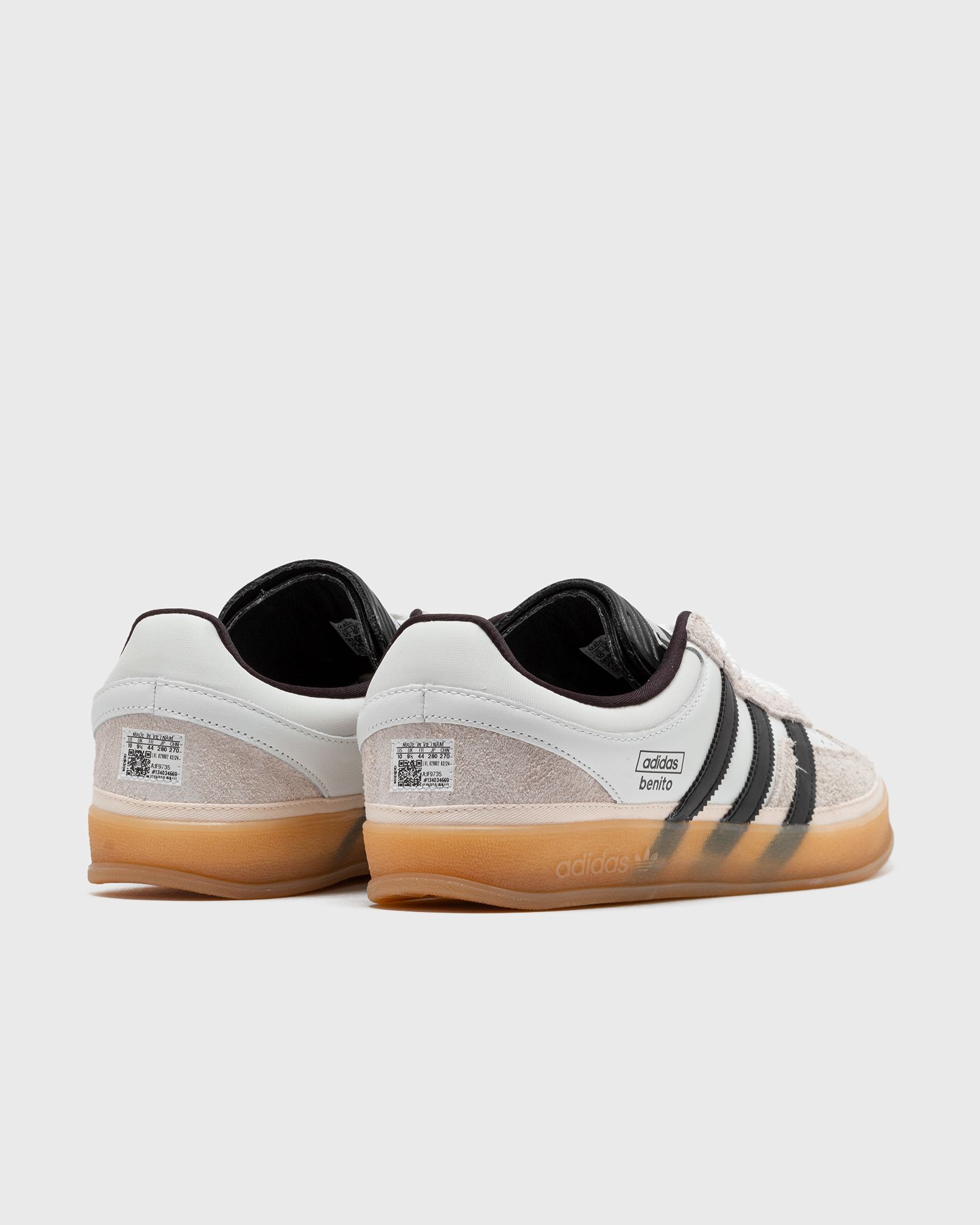 X BAD BUNNY GAZELLE INDOOR