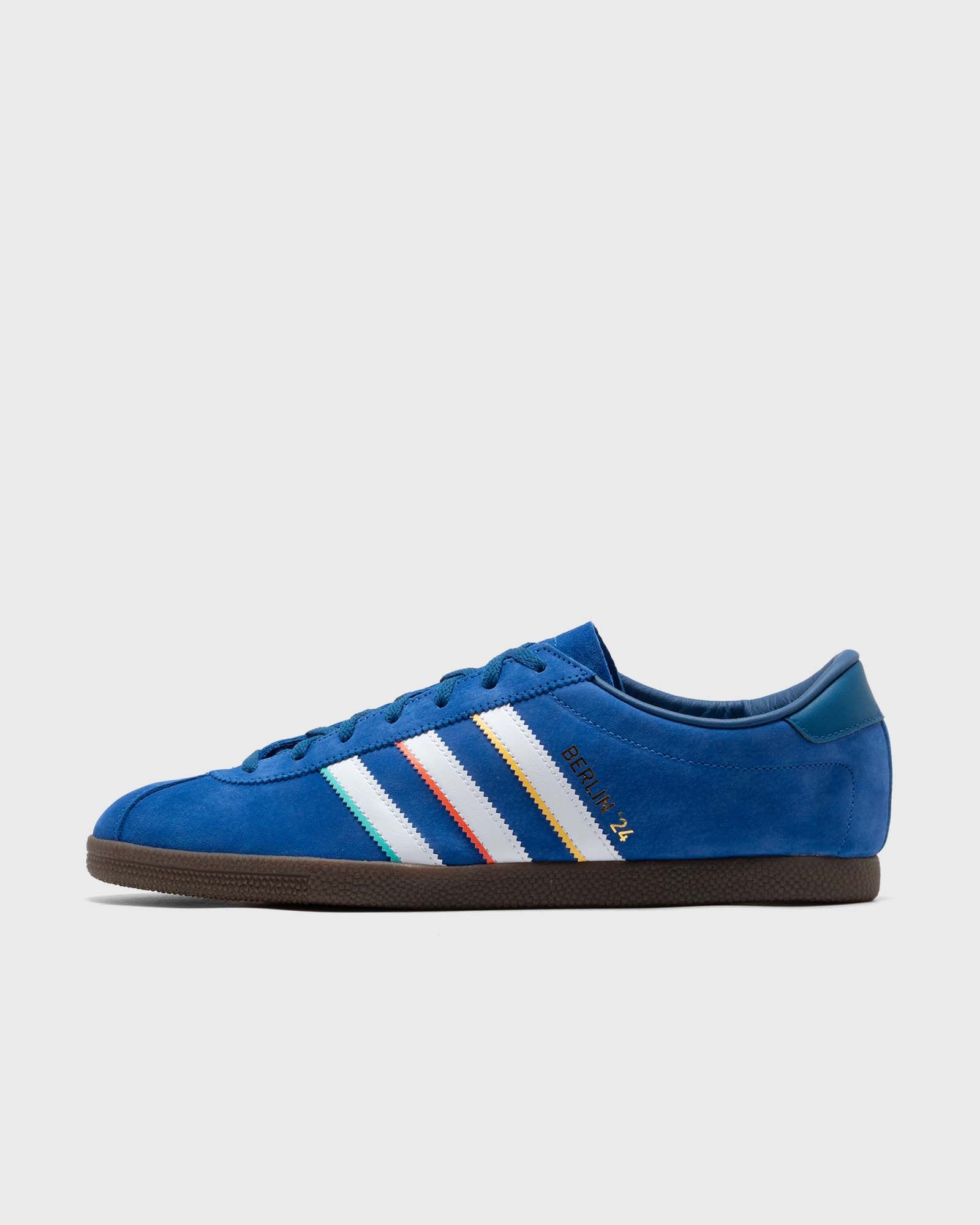 靴 adidas originals BERLIN 24 adidas Originals Berlin 24 Blue / Cloud White – Très Bien