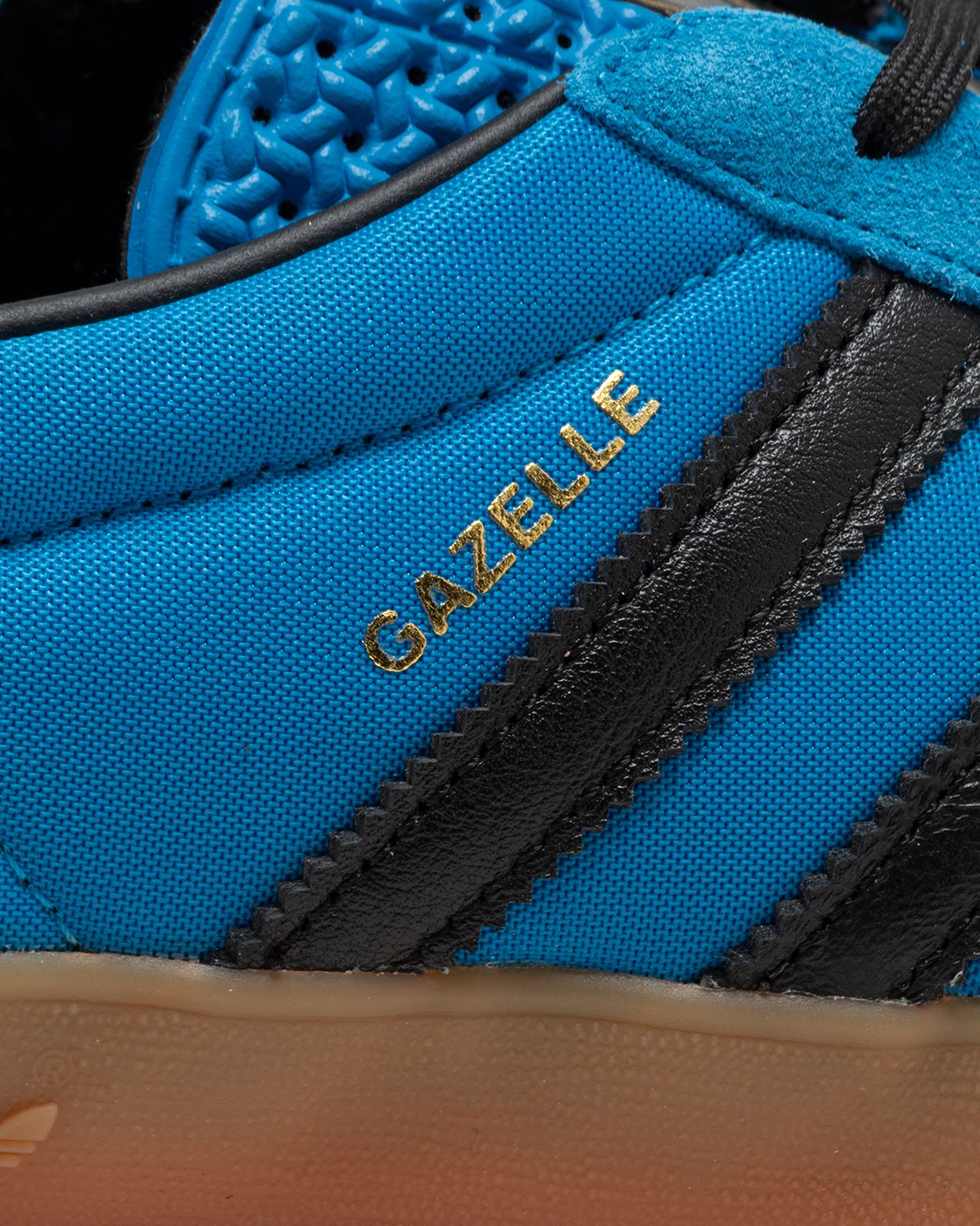 GAZELLE INDOOR
