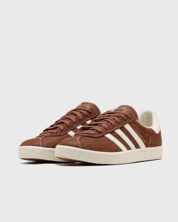 Brown adidas gazelle clearance trainers