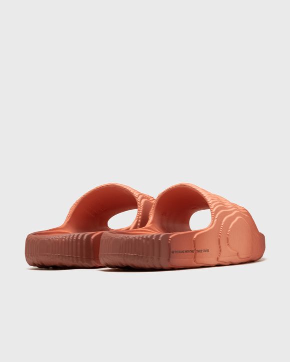 ADILETTE 22