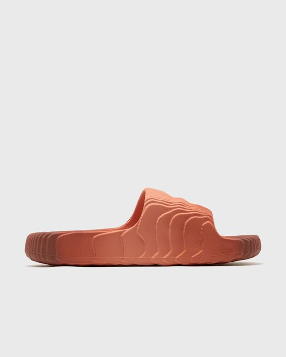 ADILETTE 22