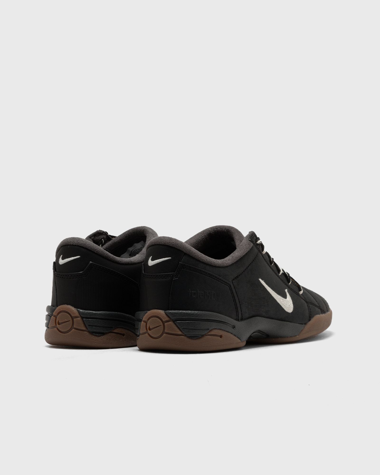 シューズ NIKE WMNS TOTAL 90 BLACK 27.5 Nike WMNS TOTAL 90 Black | BSTN Store