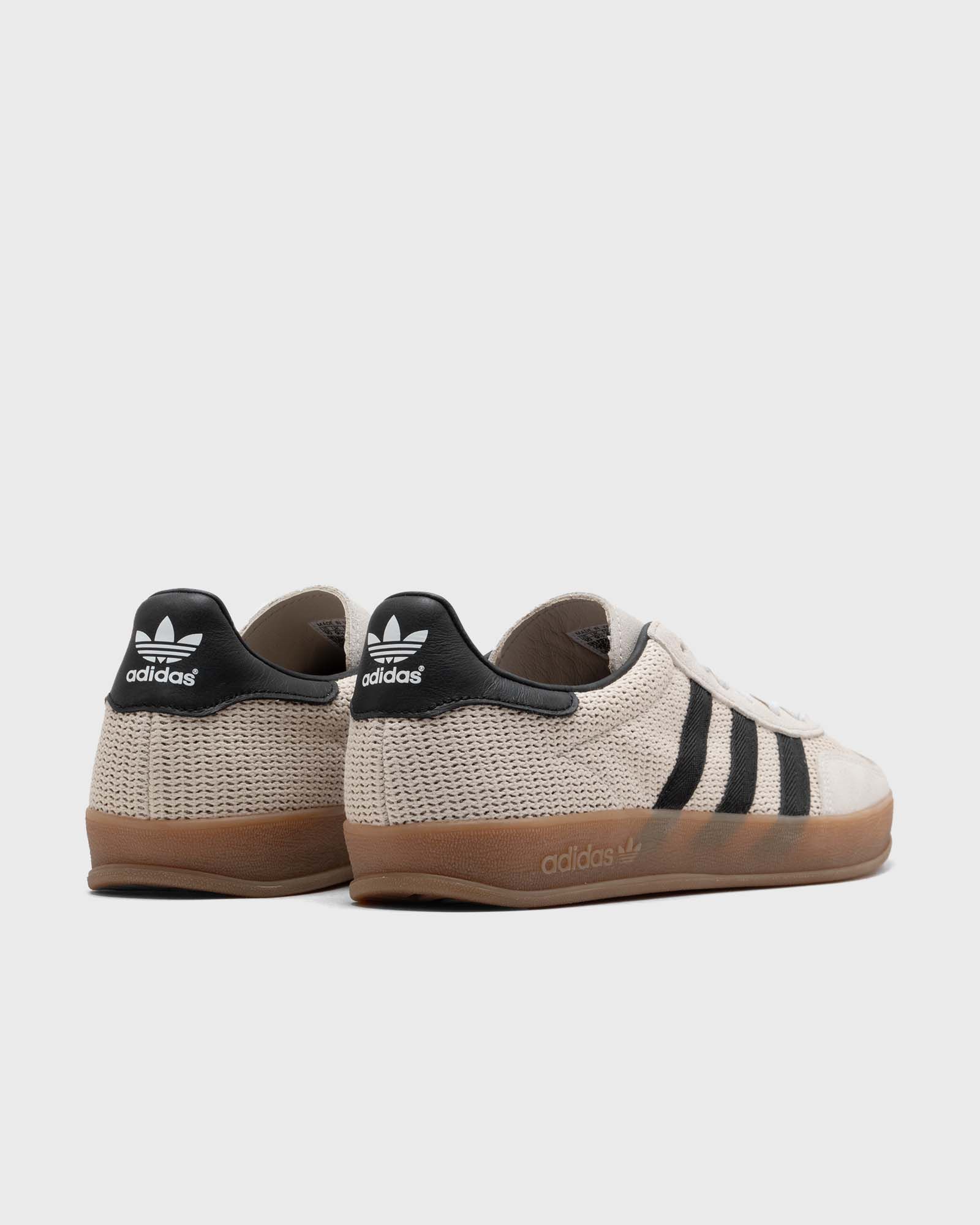 GAZELLE INDOOR