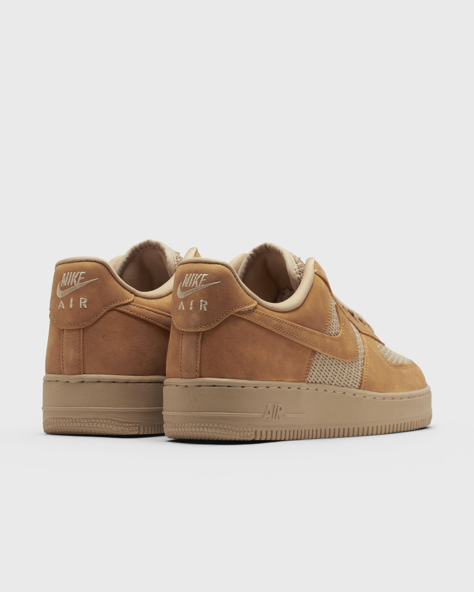 AIR FORCE 1 '07 LV8