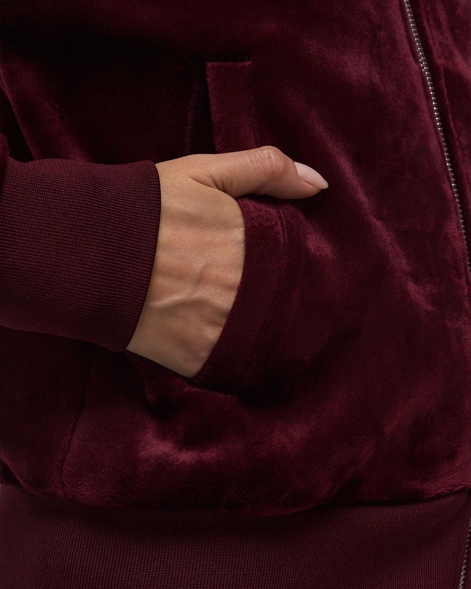 WMNS VELVET TRACKTOP