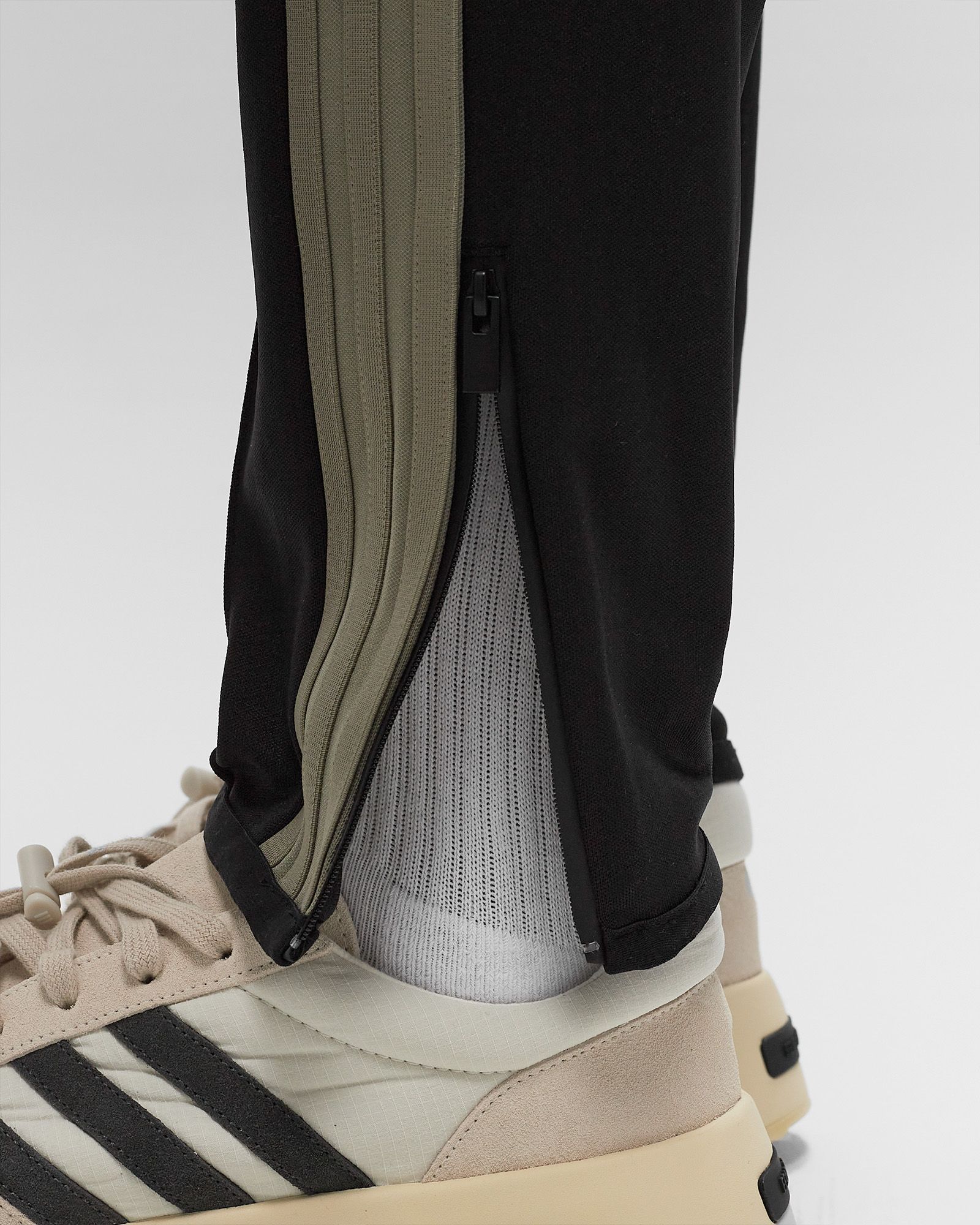 X FEAR OF GOD ATHLETICS PANT