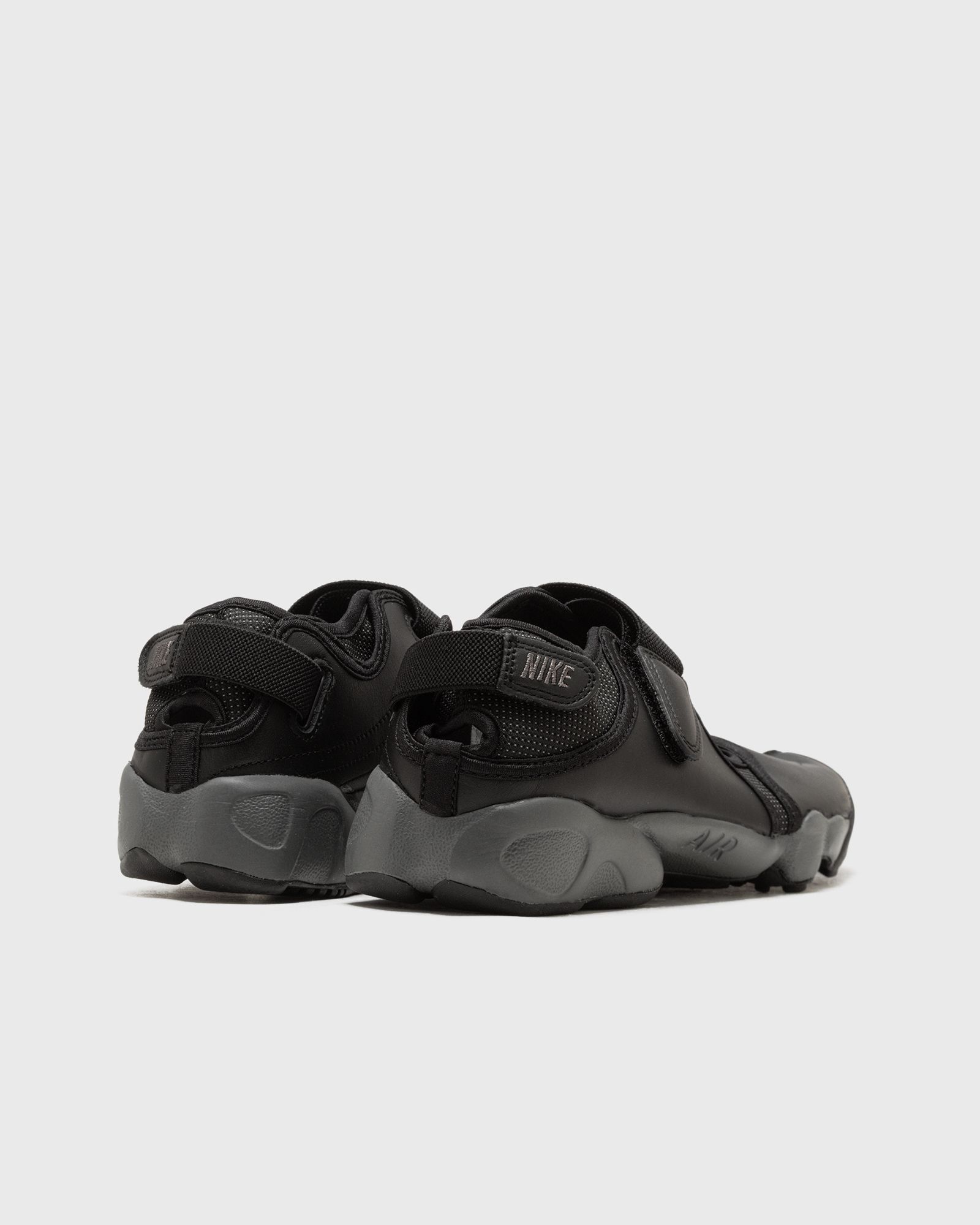 WMNS AIR RIFT