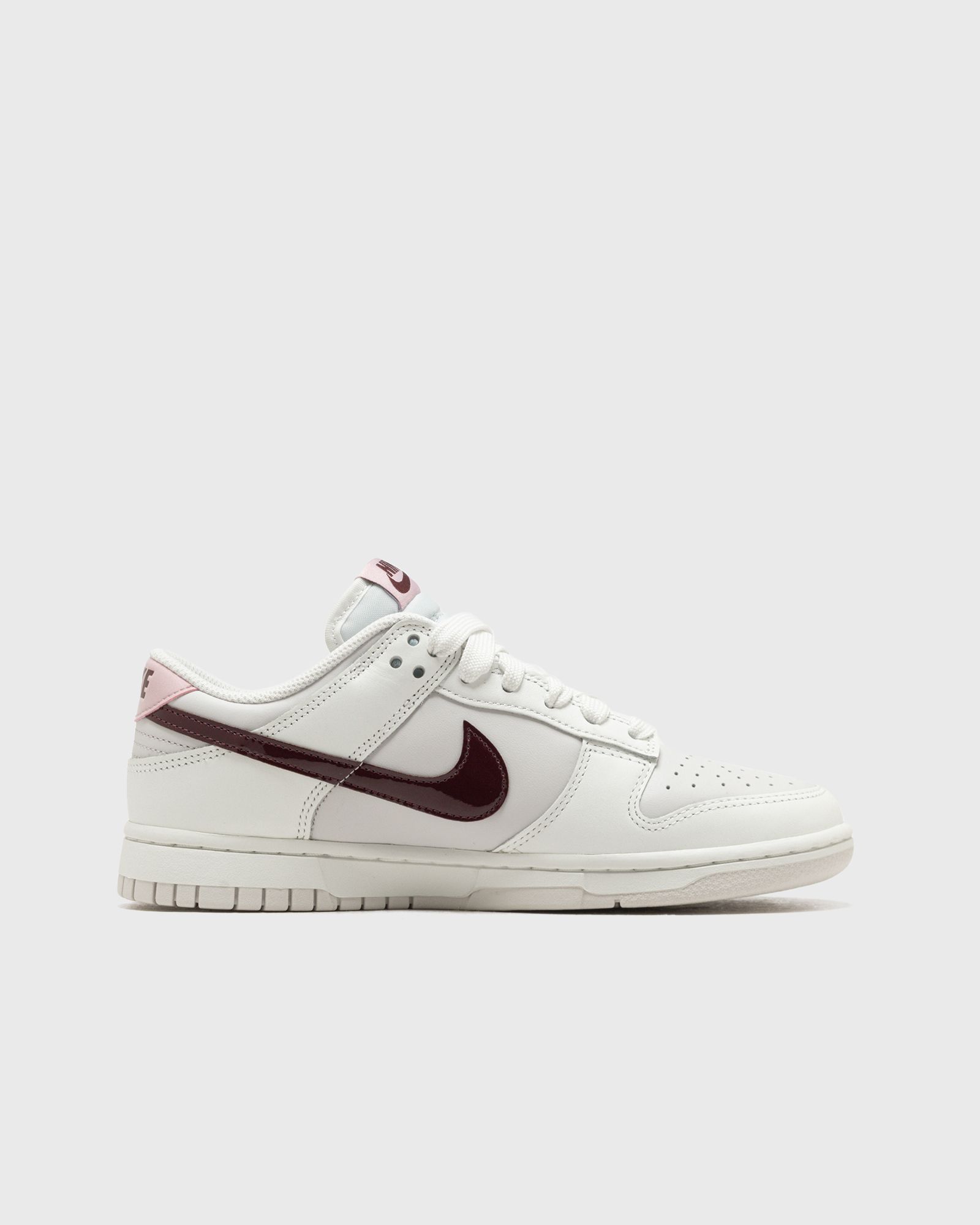 WMNS DUNK LOW