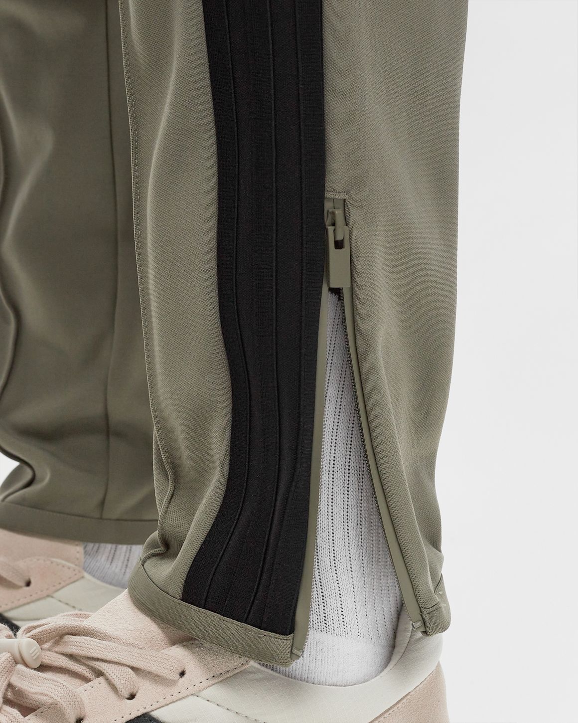 Adidas X FEAR OF GOD ATHLETICS PANT Grey | BSTN Store