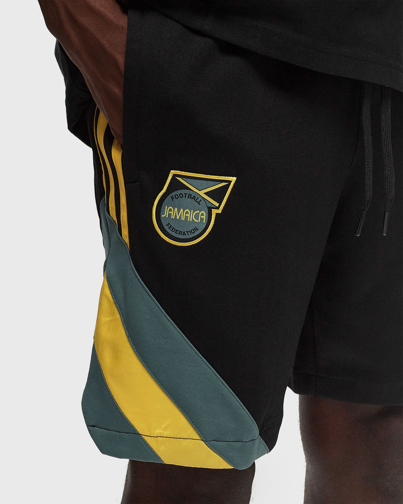 JAMAICA OG SHORTS