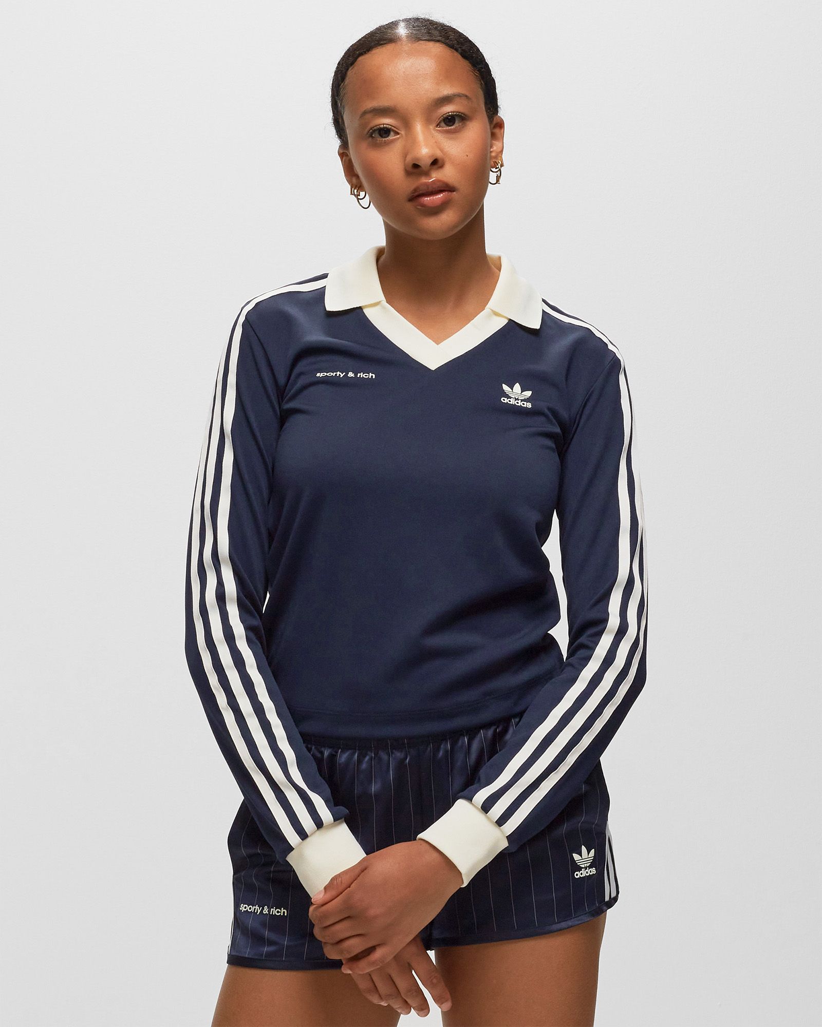 トップス adidas sporty&Rich adidas SPORTY & RICH T-SHIRT コアホワイト/ナイトネイビー