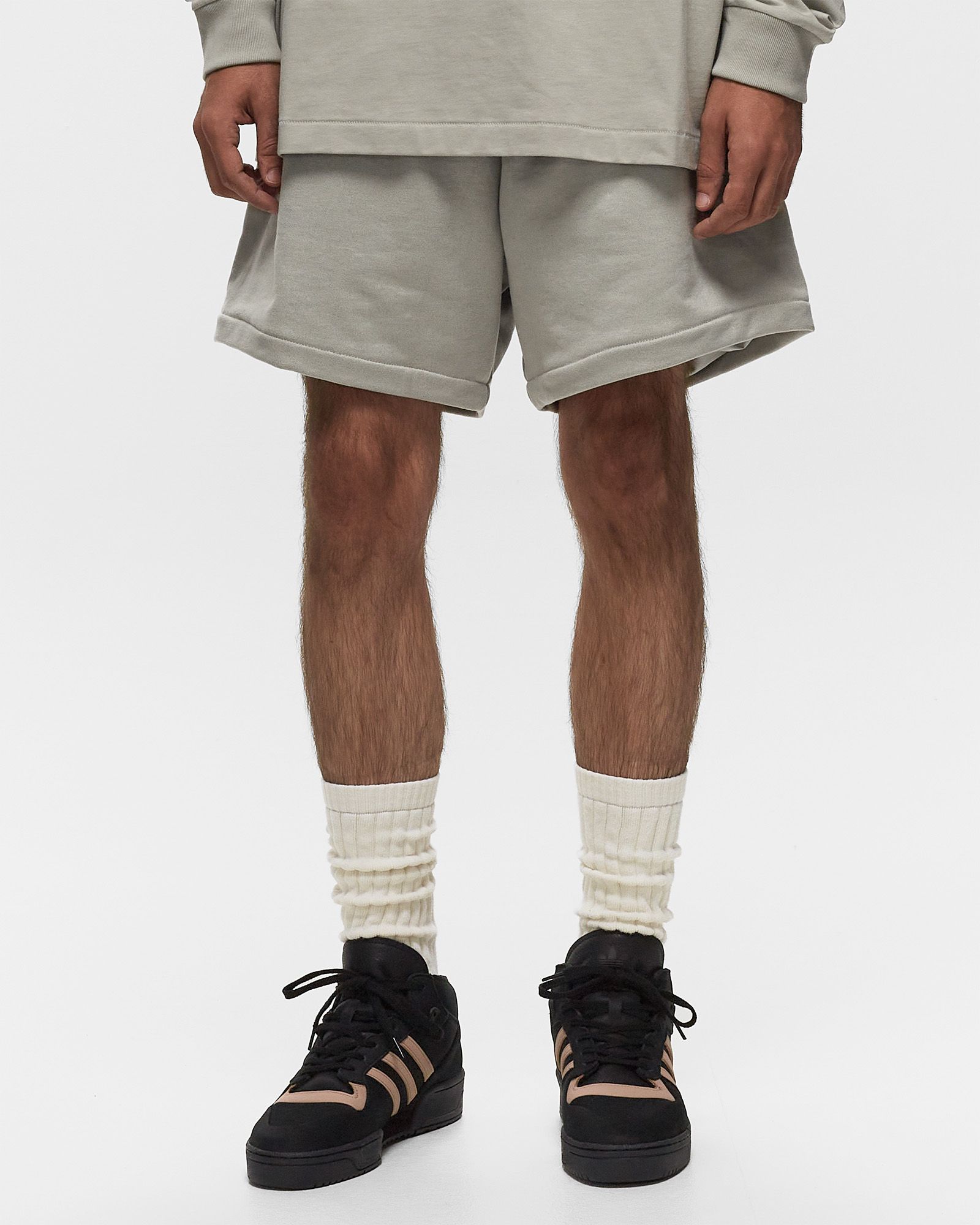 BASKETBALL SUEDED SHORTS