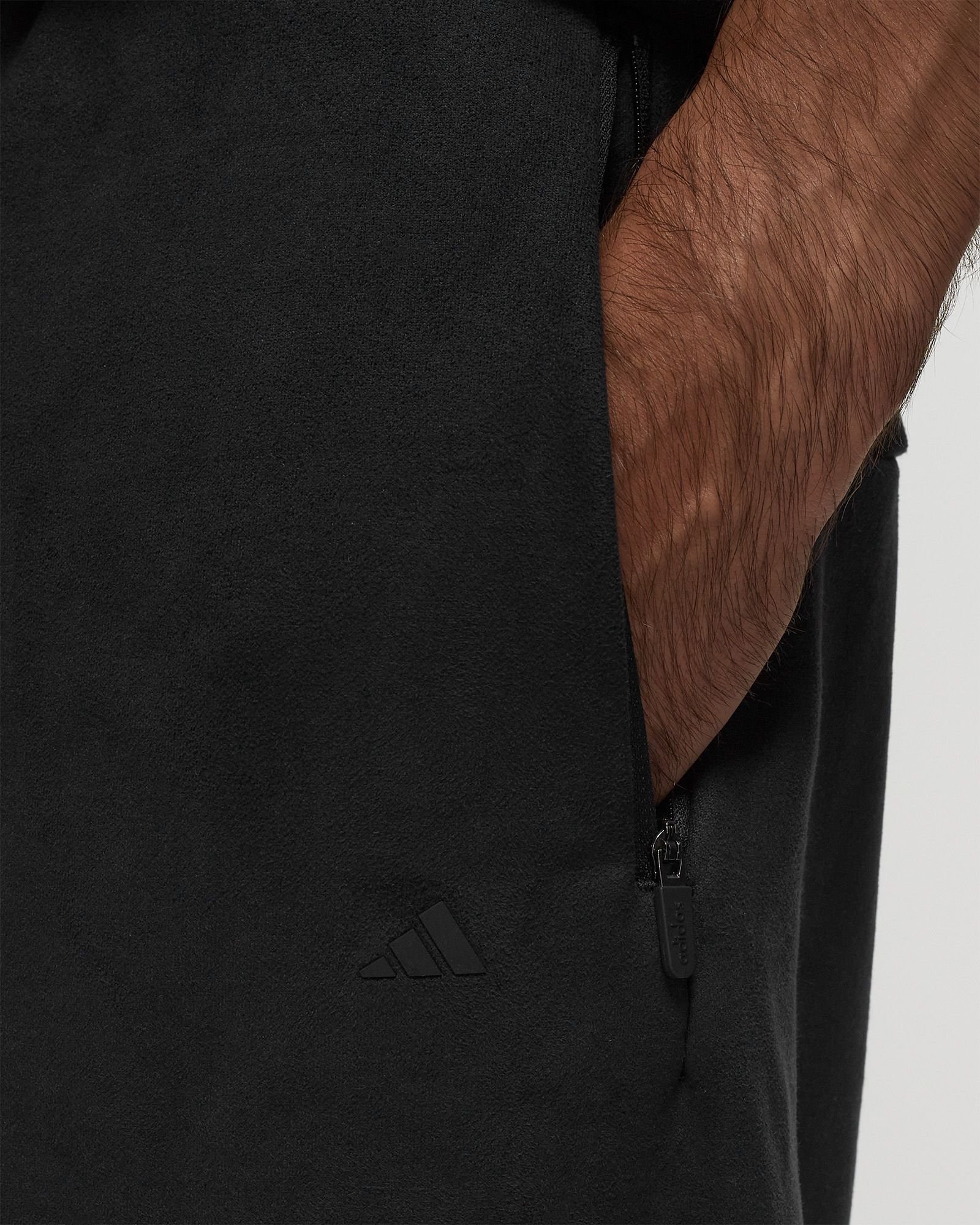 BASKETBALL SUEDED PANTS