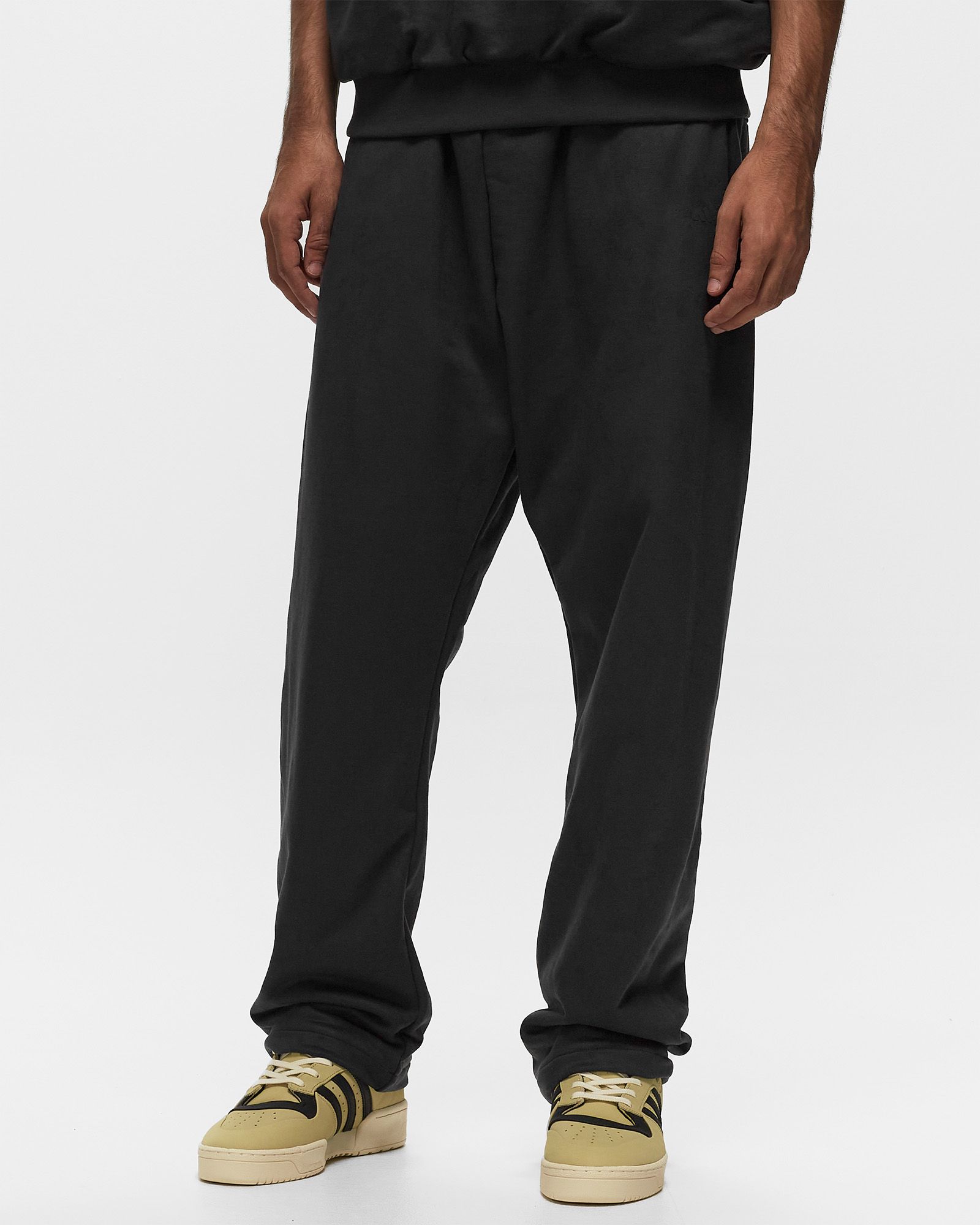 BASKETBALL SUEDED PANTS