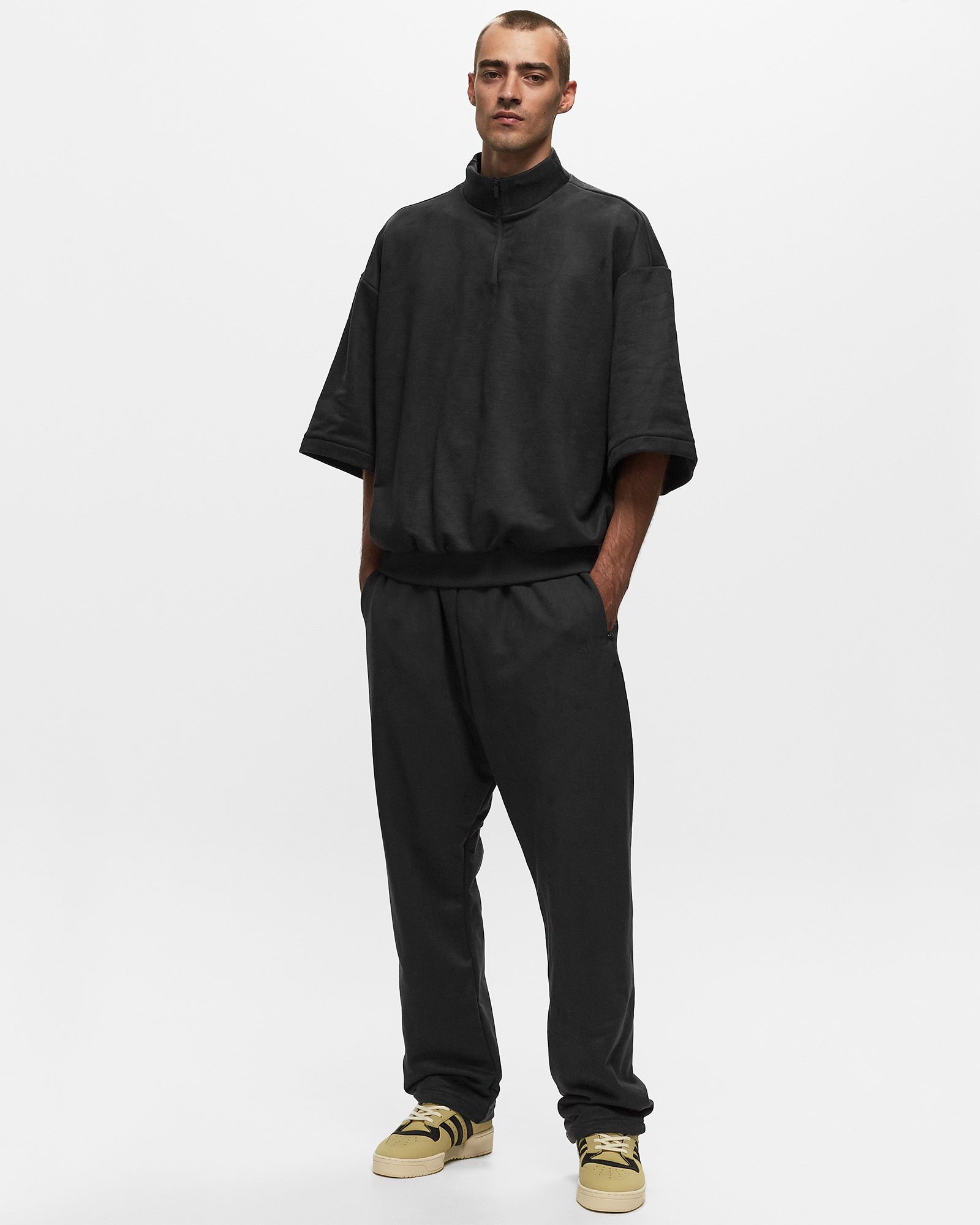 BASKETBALL SUEDED HALF-ZIP SWEATSHIRT