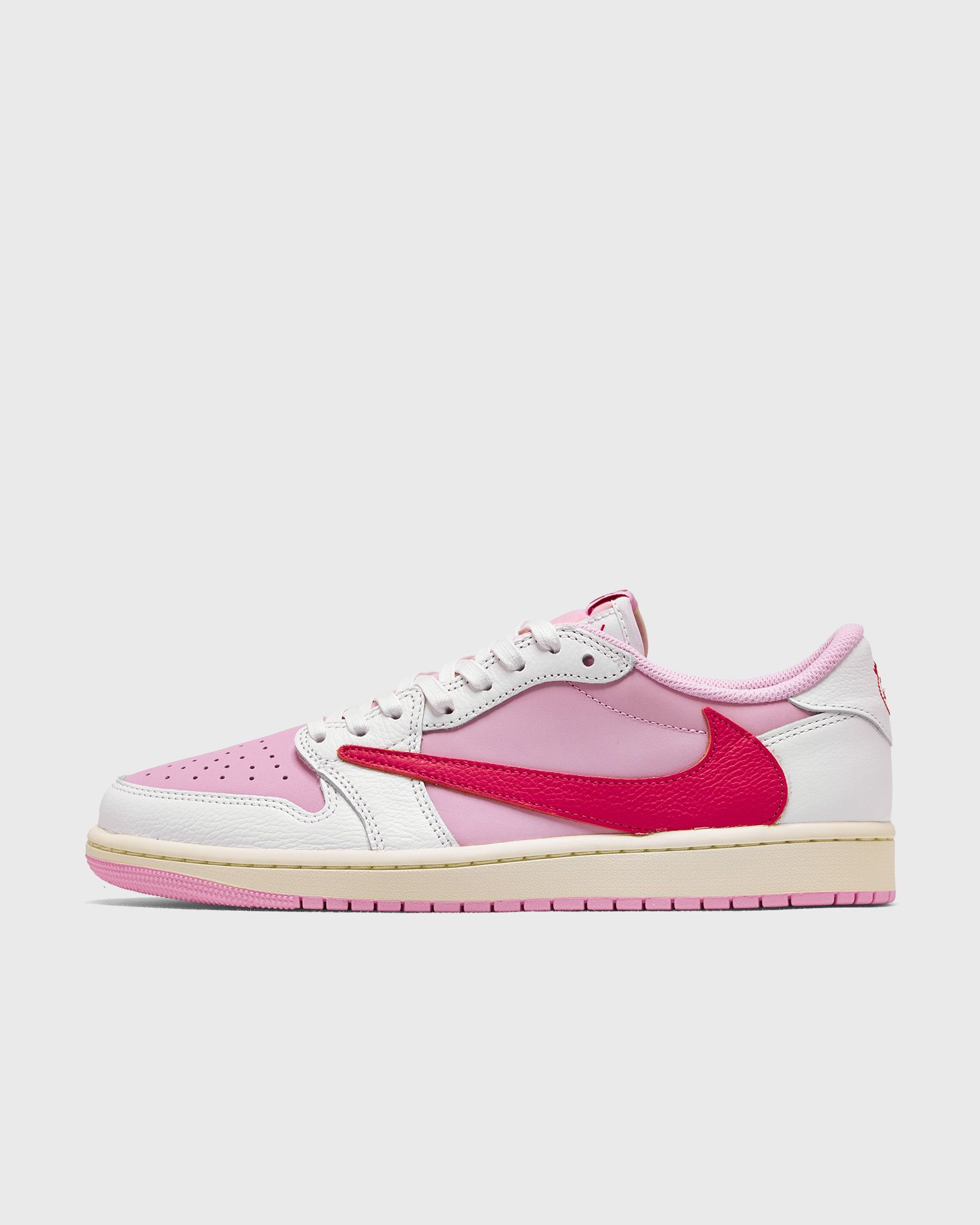 Air Jordan 1 Low x Travis Scott | BSTN Store