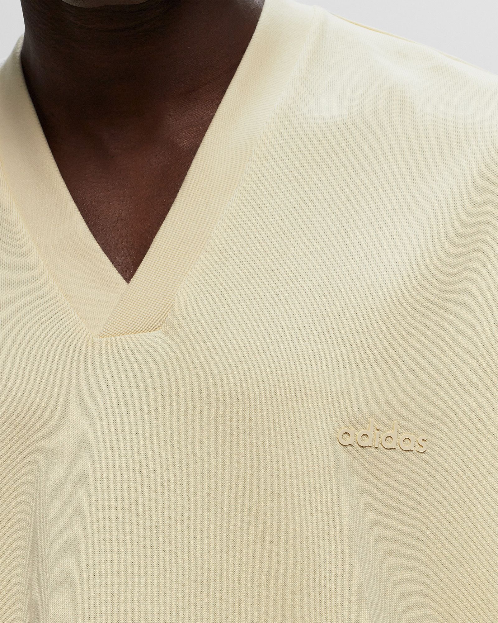 X FEAR OF GOD ATHLETICS V TEE