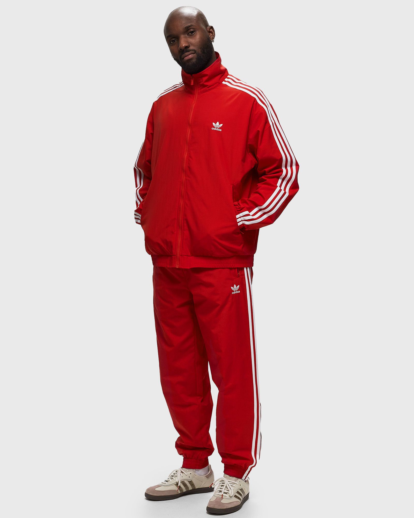 b1226【adidas】FIREBIRD TT&PANTS　セットアップ　赤 b1226【adidas】FIREBIRD TT&PANTS セットアップ 赤 - メルカリ