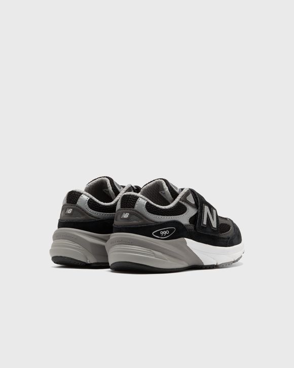 990