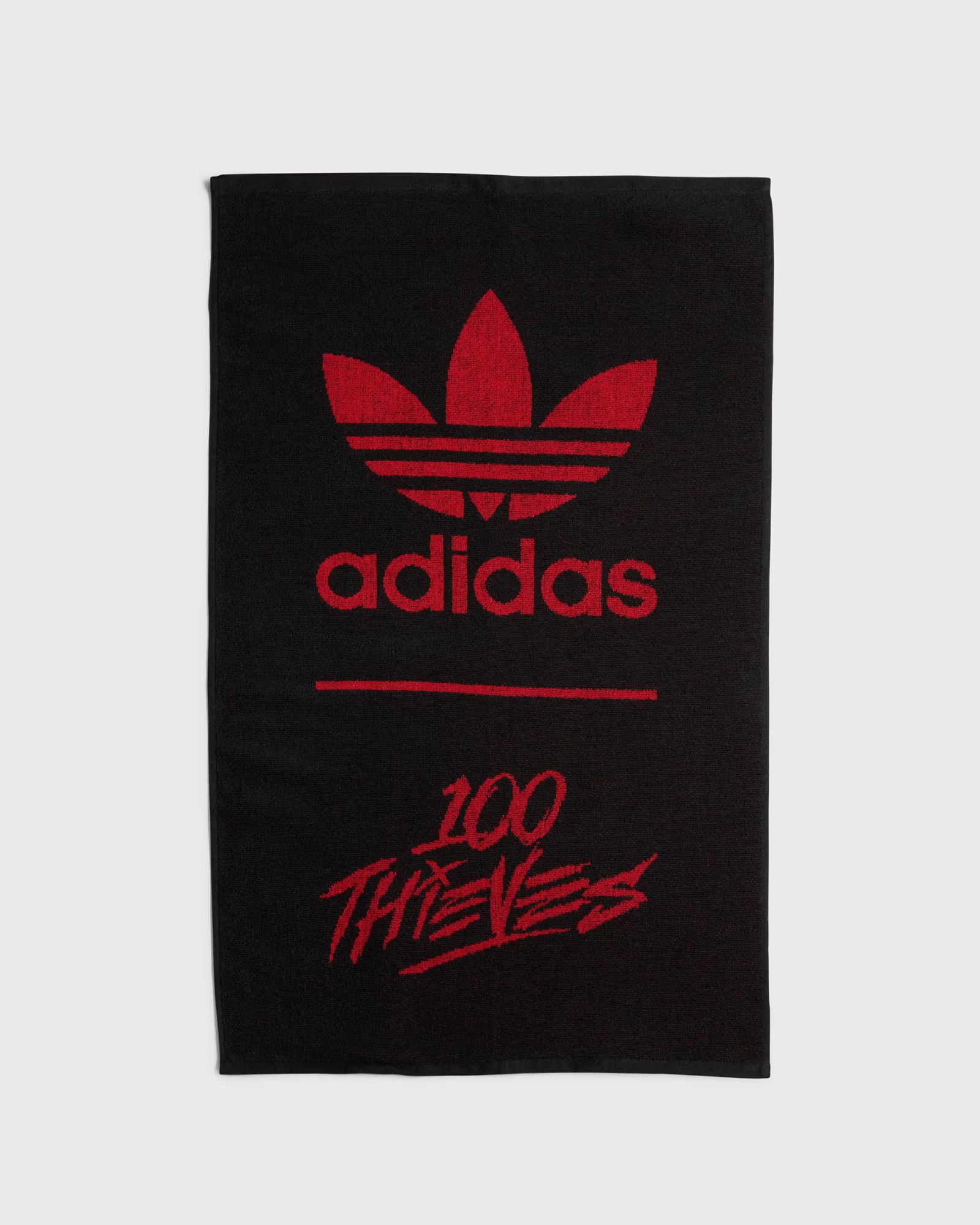 x 100 Thieves TOWEL