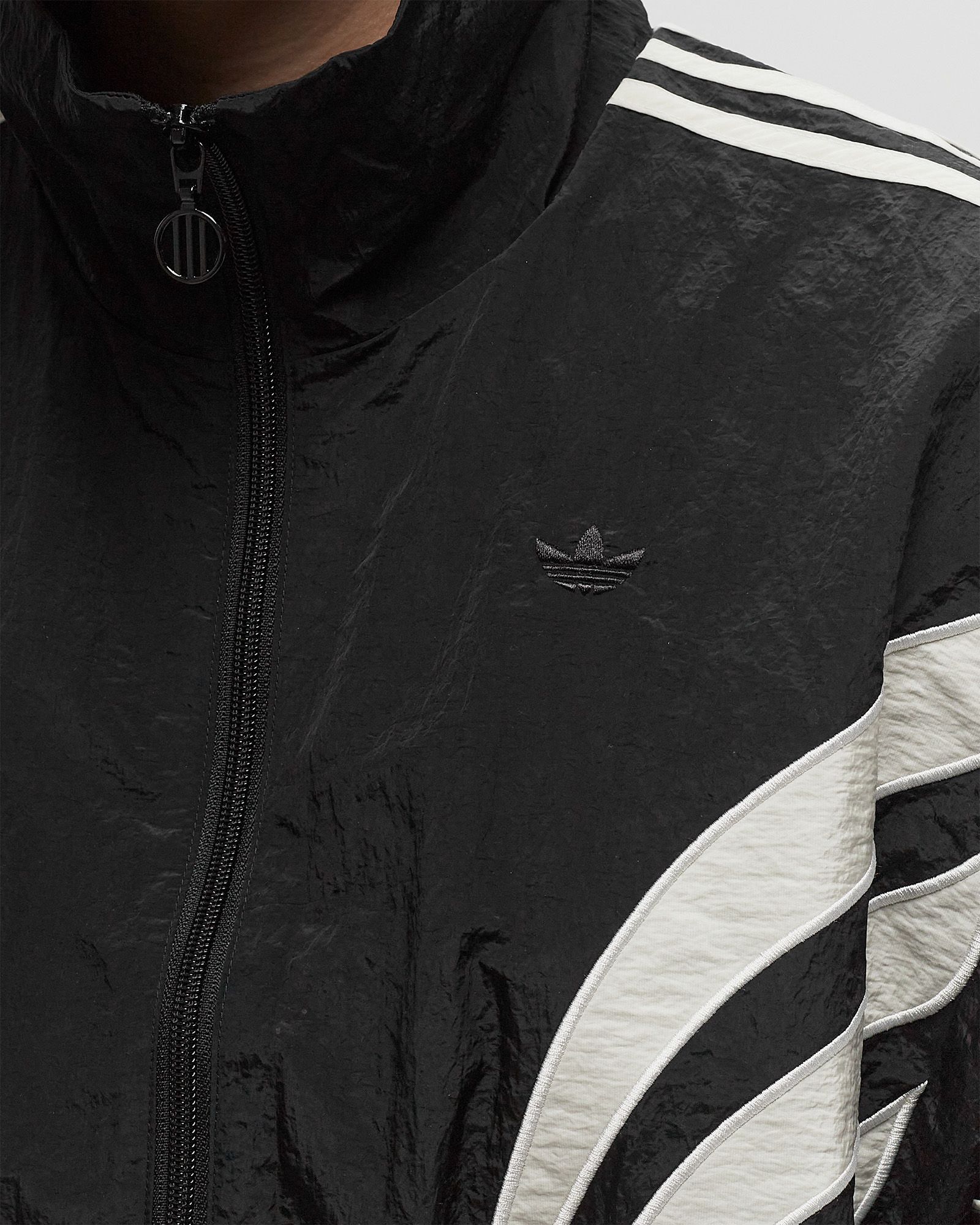 WMNS CROP ATLANTA TRACKTOP