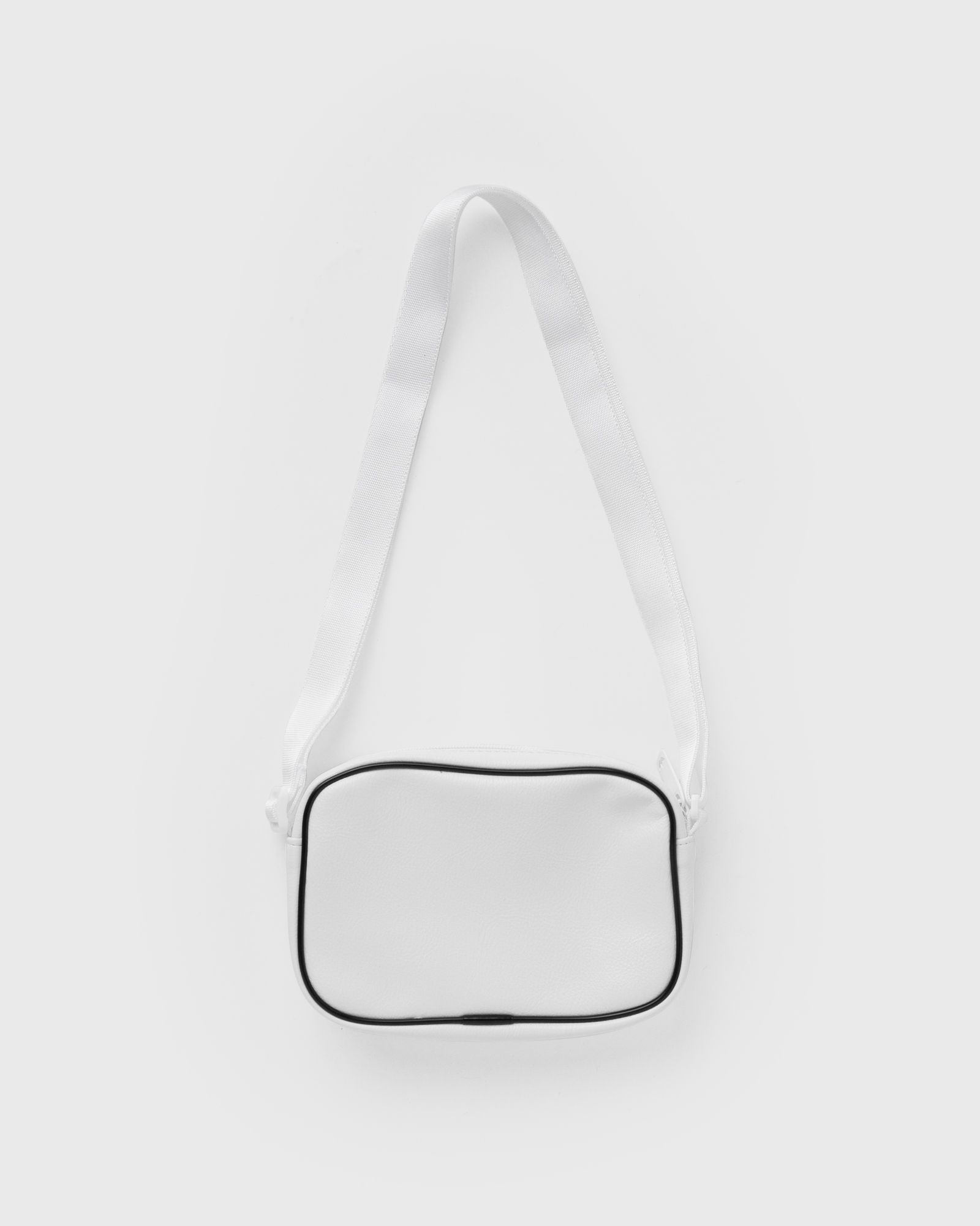 Adidas ADICOLOR CLASSIC MINI AIRLINER BAG White | BSTN Store