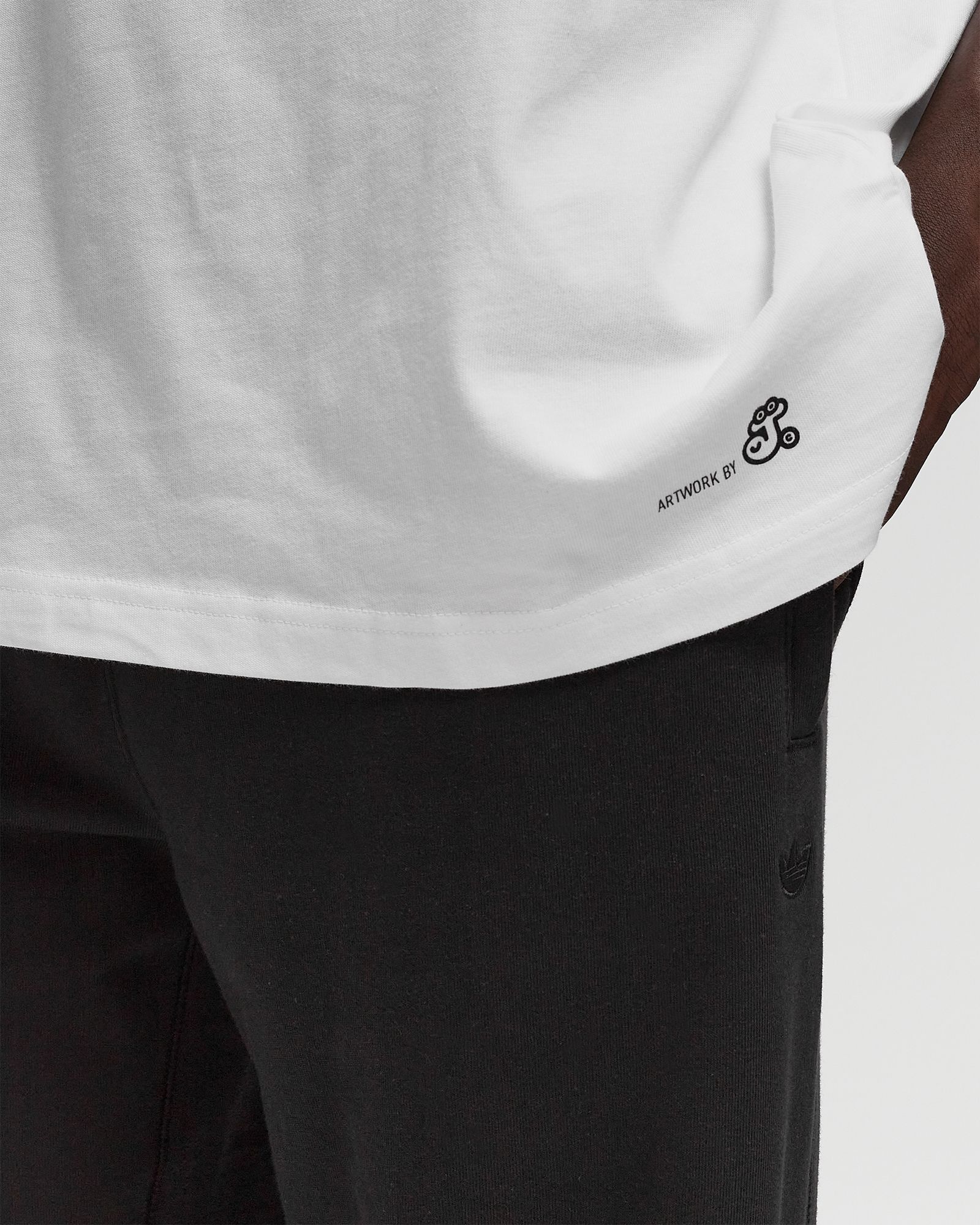 PREMIUM ESSENTIALS OPEN HEM PANTS