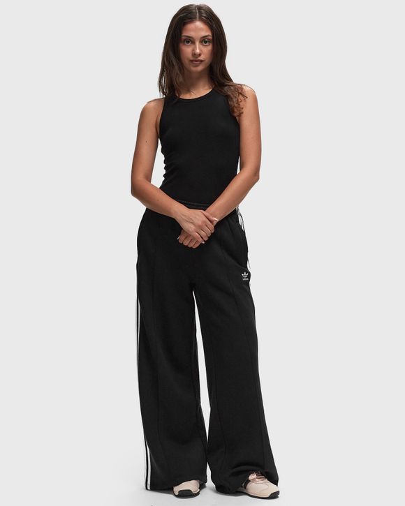 ★adidas★ 3S Wide Leg Pants Black IY7255 Adidas 3 S WL PANT FT Black | BSTN Store