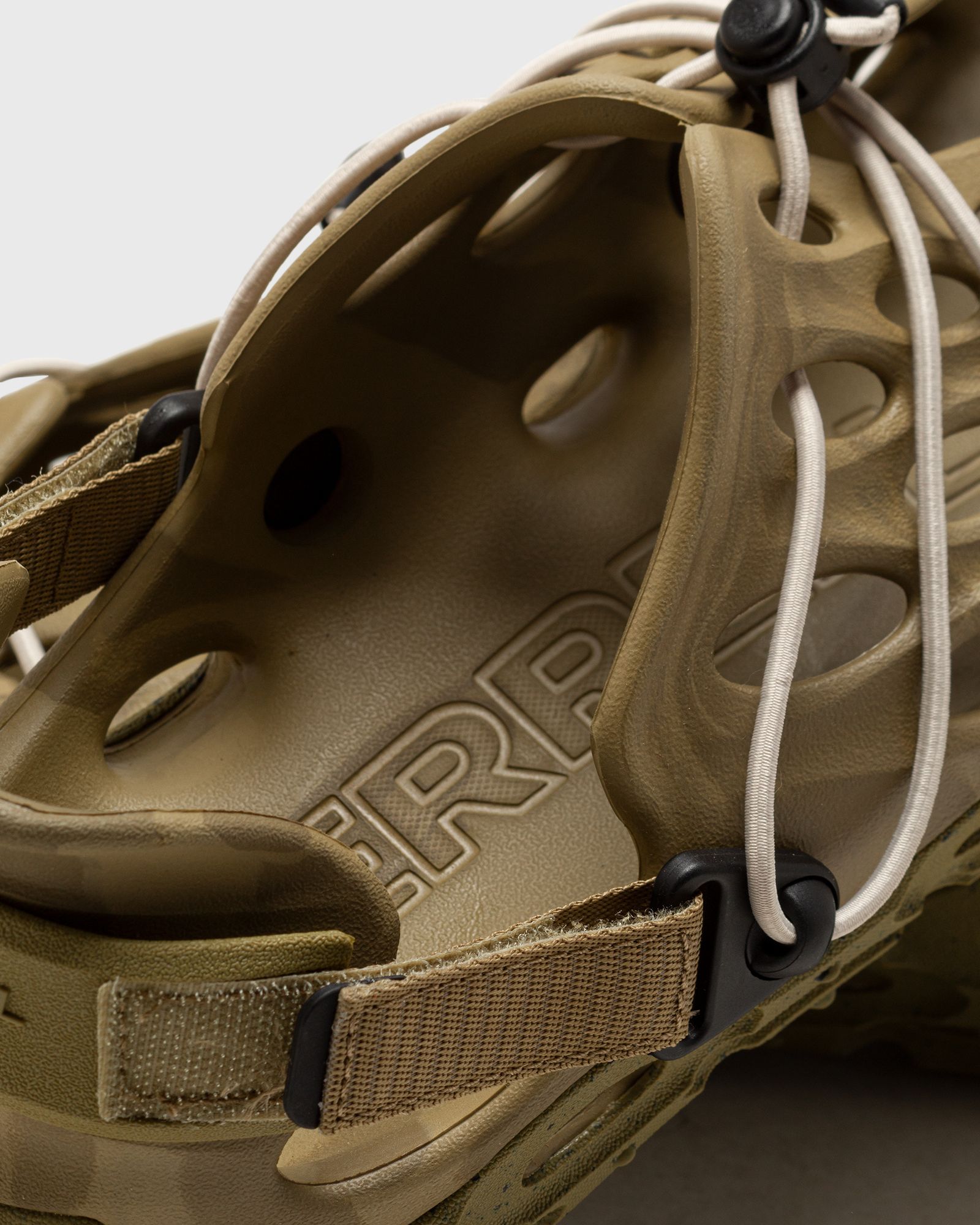 HYDRO AT SOCKLESS SE