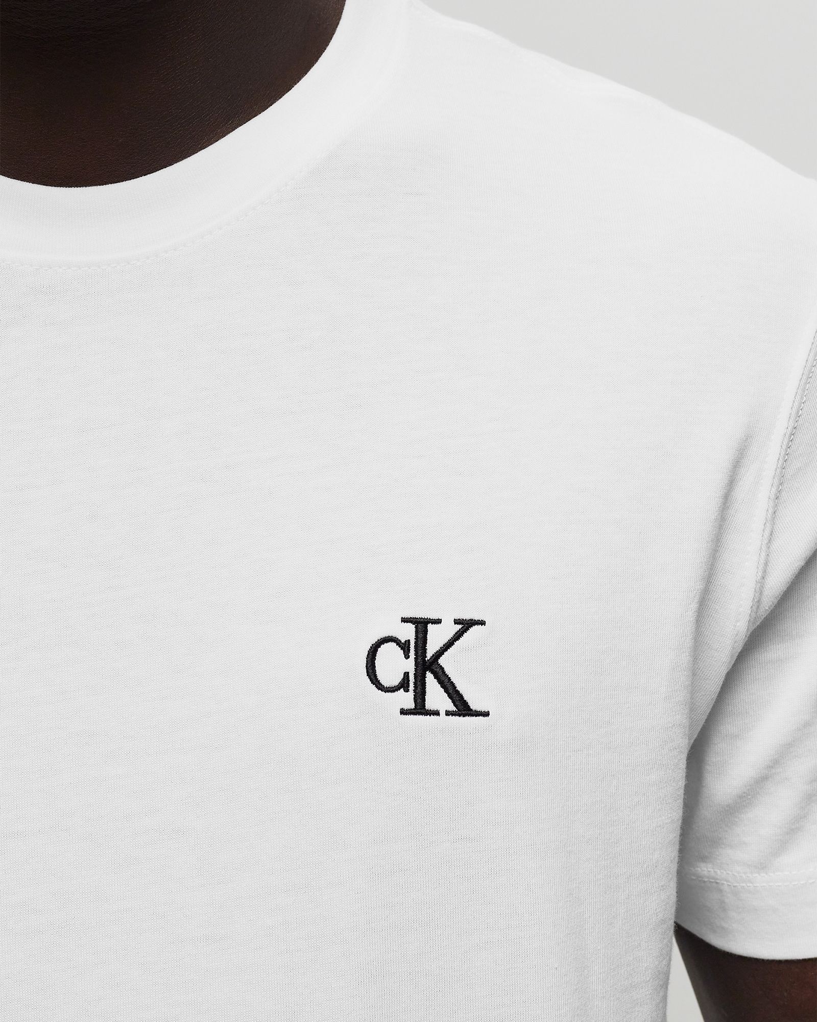 CK ESSENTIAL SLIM TEE