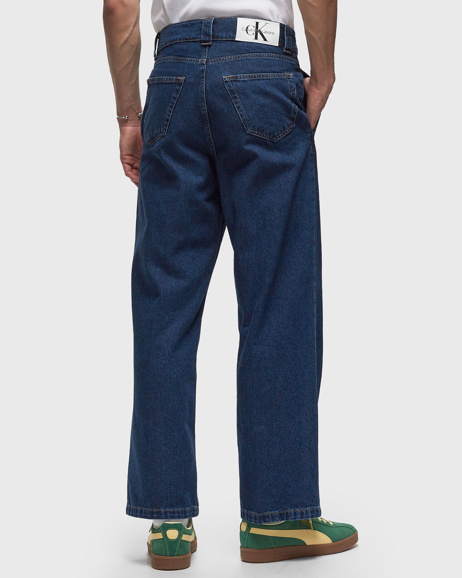 CLEAN PRESSED TROUSERS