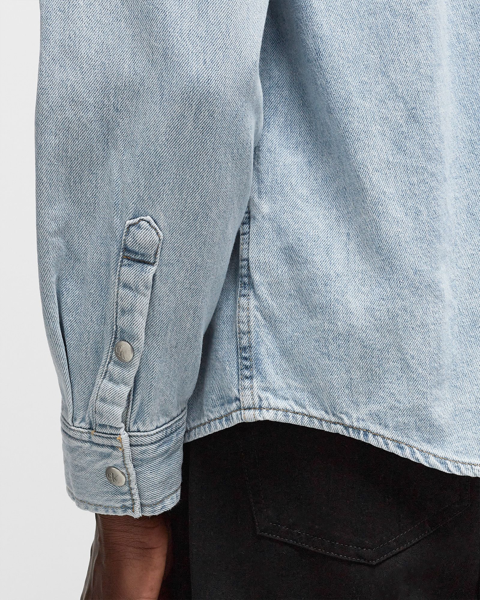 REGULAR LINEAR  SHIRT