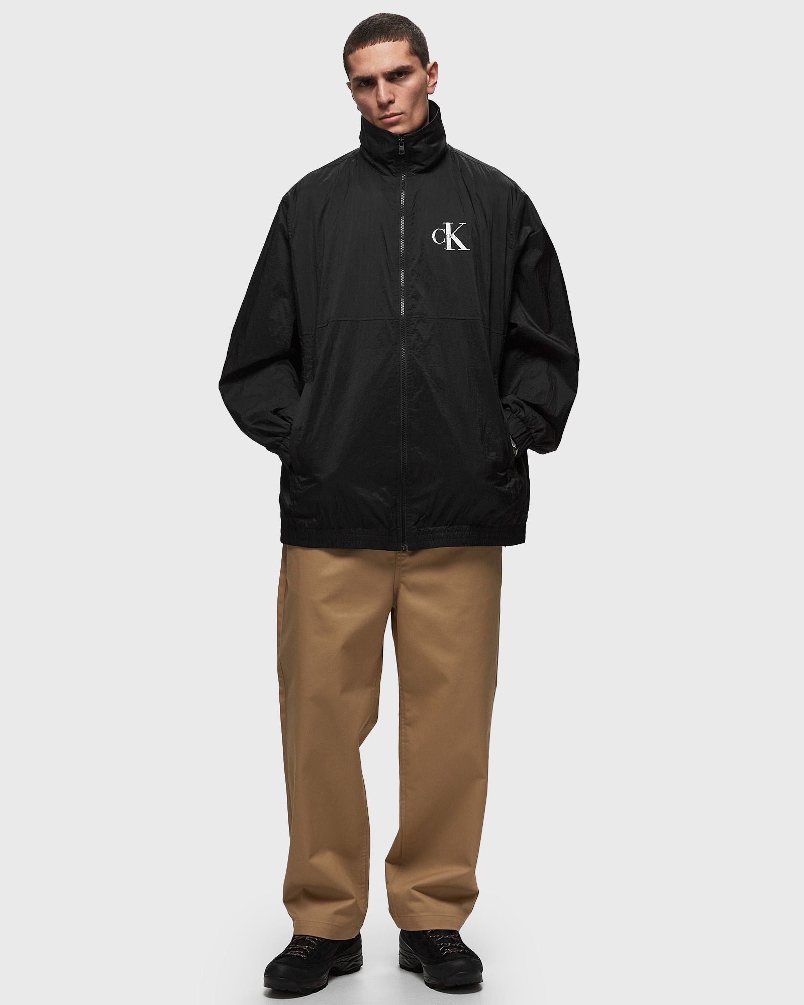 LONG WINDBREAKER